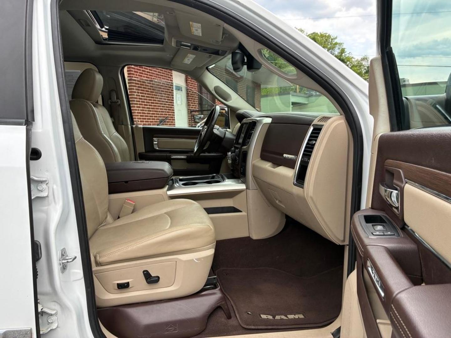 2017 WHITE RAM 1500 LARAMIE (1C6RR7JT4HS) with an 5.7L engine, Automatic transmission, located at 117 North Cameron Street, Harrisburg, PA, 17101, (717) 963-8962, 40.266762, -76.875259 - WE FINANCE!!! MOST vehicles are available for financing. Good Credit/ Challenged Credit/ No Credit - ALL Trade-Ins Welcomed!!! APPLY ONLINE or CALL us TODAY Please call us to discuss your cash and/or financing options. Thanks for checking our inventory! We're here to help. - Photo#8
