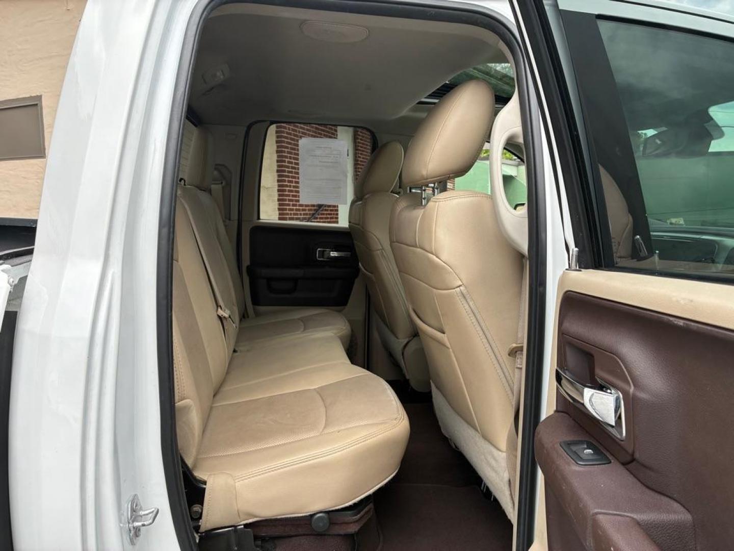 2017 WHITE RAM 1500 LARAMIE (1C6RR7JT4HS) with an 5.7L engine, Automatic transmission, located at 117 North Cameron Street, Harrisburg, PA, 17101, (717) 963-8962, 40.266762, -76.875259 - WE FINANCE!!! MOST vehicles are available for financing. Good Credit/ Challenged Credit/ No Credit - ALL Trade-Ins Welcomed!!! APPLY ONLINE or CALL us TODAY Please call us to discuss your cash and/or financing options. Thanks for checking our inventory! We're here to help. - Photo#9