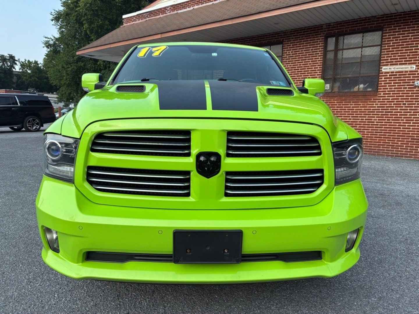 2017 GREEN RAM 1500 SPORT (1C6RR7MTXHS) with an 5.7L engine, Automatic transmission, located at 117 North Cameron Street, Harrisburg, PA, 17101, (717) 963-8962, 40.266762, -76.875259 - WE FINANCE!!! MOST vehicles are available for financing. Good Credit/ Challenged Credit/ No Credit - ALL Trade-Ins Welcomed!!! APPLY ONLINE or CALL us TODAY Please call us to discuss your cash and/or financing options. Thanks for checking our inventory! We're here to help.- Photo#7