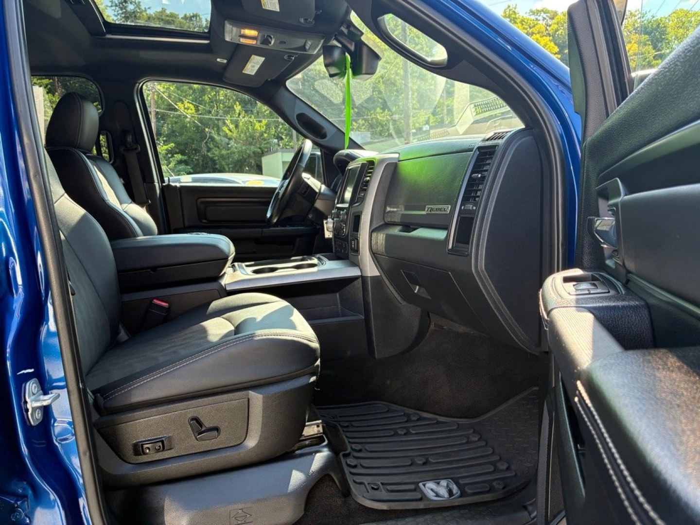 2017 BLUE RAM 1500 REBEL (1C6RR7YT5HS) with an 5.7L engine, Automatic transmission, located at 117 North Cameron Street, Harrisburg, PA, 17101, (717) 963-8962, 40.266762, -76.875259 - WE FINANCE!!! MOST vehicles are available for financing. Good Credit/ Challenged Credit/ No Credit - ALL Trade-Ins Welcomed!!! APPLY ONLINE or CALL us TODAY Please call us to discuss your cash and/or financing options. Thanks for checking our inventory! We're here to help.- Photo#8
