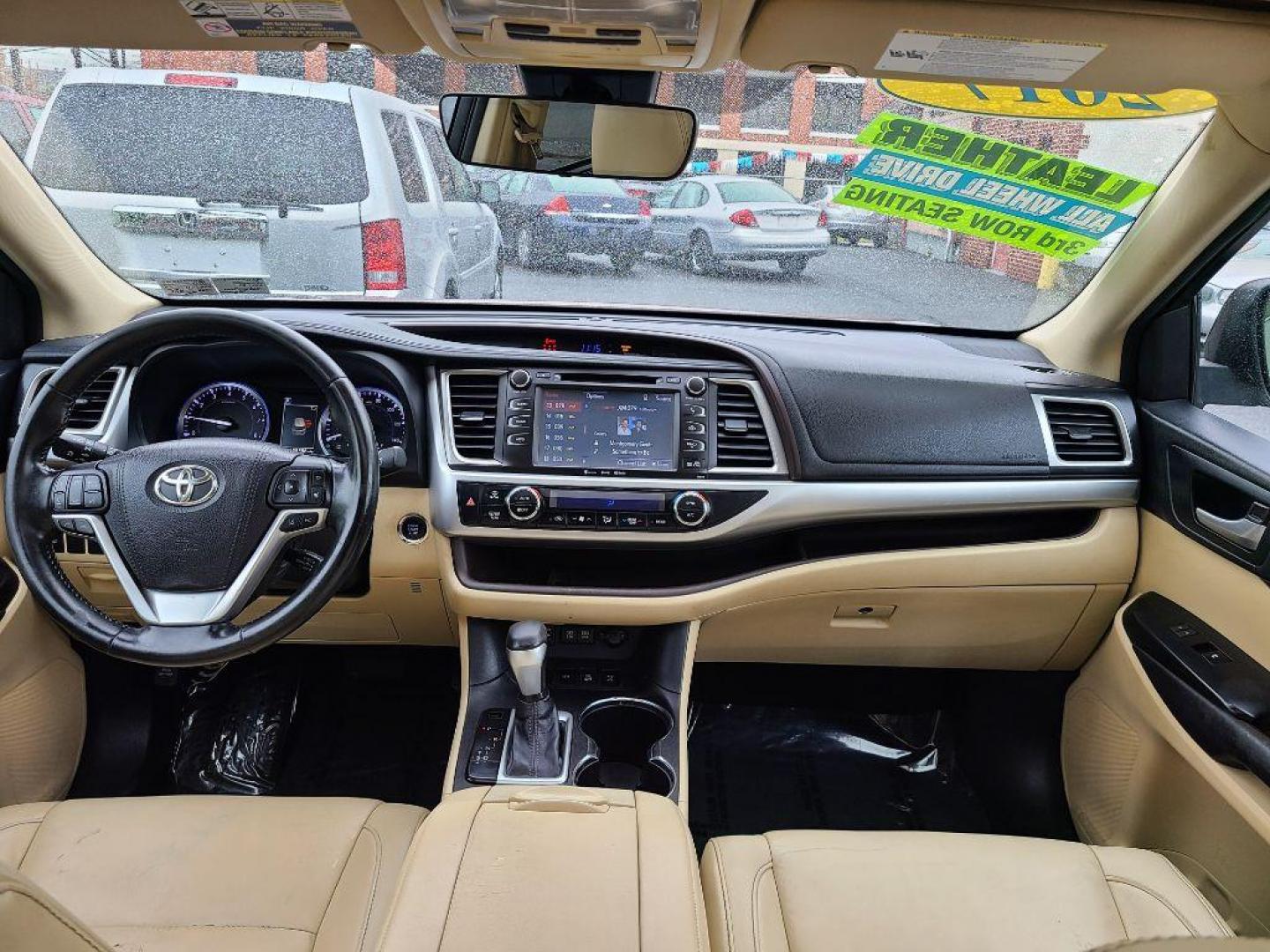 2017 BURG TOYOTA HIGHLANDER XLE (5TDJZRFH3HS) with an 3.5L engine, Automatic transmission, located at 7981 Paxton Street, Harrisburg, PA, 17111, (717) 561-2926, 40.261490, -76.749229 - WE FINANCE!!! Good Credit/ Bad Credit/ No Credit - ALL Trade-Ins Welcomed!!! ***Guaranteed Credit Approval*** APPLY ONLINE or CALL us TODAY ;) Internet Prices and Marketplace Prices are SPECIAL discounted ***CASH DEALS*** Retail Prices are higher. Please call us to discuss your cash and finan - Photo#12