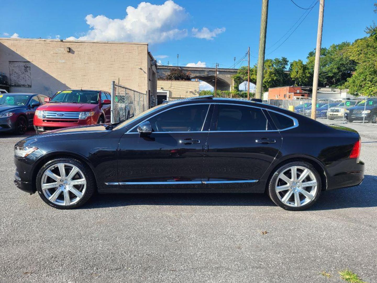 2017 BLACK VOLVO S90 T6 INSCRIPTION (YV1A22ML2H1) with an 2.0L engine, Automatic transmission, located at 117 North Cameron Street, Harrisburg, PA, 17101, (717) 963-8962, 40.266762, -76.875259 - WE FINANCE!!! Good Credit/ Bad Credit/ No Credit - ALL Trade-Ins Welcomed!!! ***Guaranteed Credit Approval*** APPLY ONLINE or CALL us TODAY ;) Please call us to discuss your cash and financing options. - Photo#1