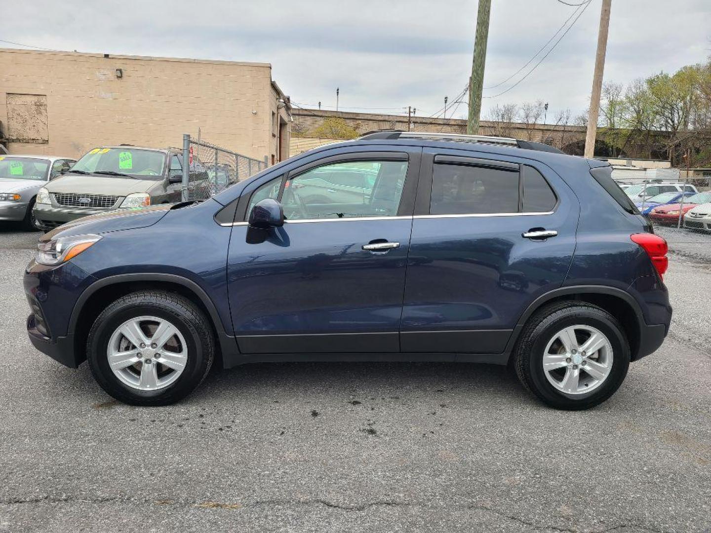 2018 BLUE CHEVROLET TRAX 1LT (3GNCJPSB0JL) with an 1.4L engine, Automatic transmission, located at 7981 Paxton Street, Harrisburg, PA, 17111, (717) 561-2926, 40.261490, -76.749229 - WE FINANCE!!! Good Credit/ Bad Credit/ No Credit - ALL Trade-Ins Welcomed!!! ***Guaranteed Credit Approval*** APPLY ONLINE or CALL us TODAY ;) Internet Prices and Marketplace Prices are SPECIAL discounted ***CASH DEALS*** Retail Prices are higher. Please call us to discuss your cash and finan - Photo#8