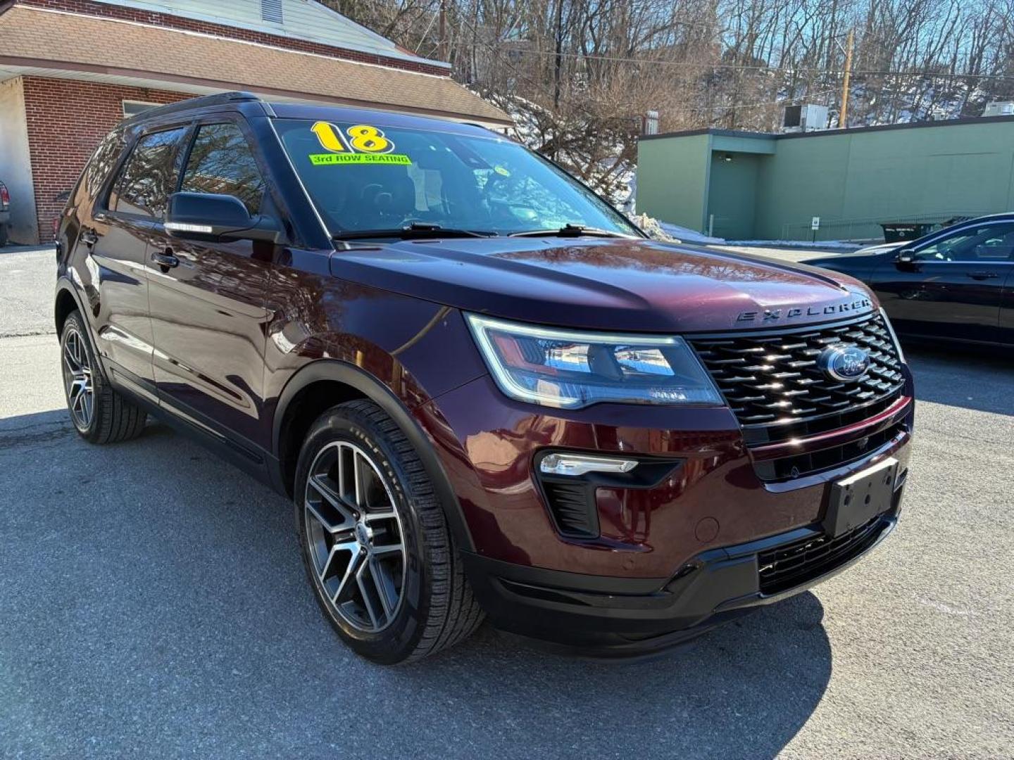 2018 BURGUN FORD EXPLORER SPORT (1FM5K8GT7JG) with an 3.5L engine, Automatic transmission, located at 117 North Cameron Street, Harrisburg, PA, 17101, (717) 963-8962, 40.266762, -76.875259 - WE FINANCE!!! Good Credit/ Challenged Credit/ No Credit - ALL Trade-Ins Welcomed!!! APPLY ONLINE or CALL us TODAY ;) Please call us to discuss your cash and/or financing options. - Photo#6
