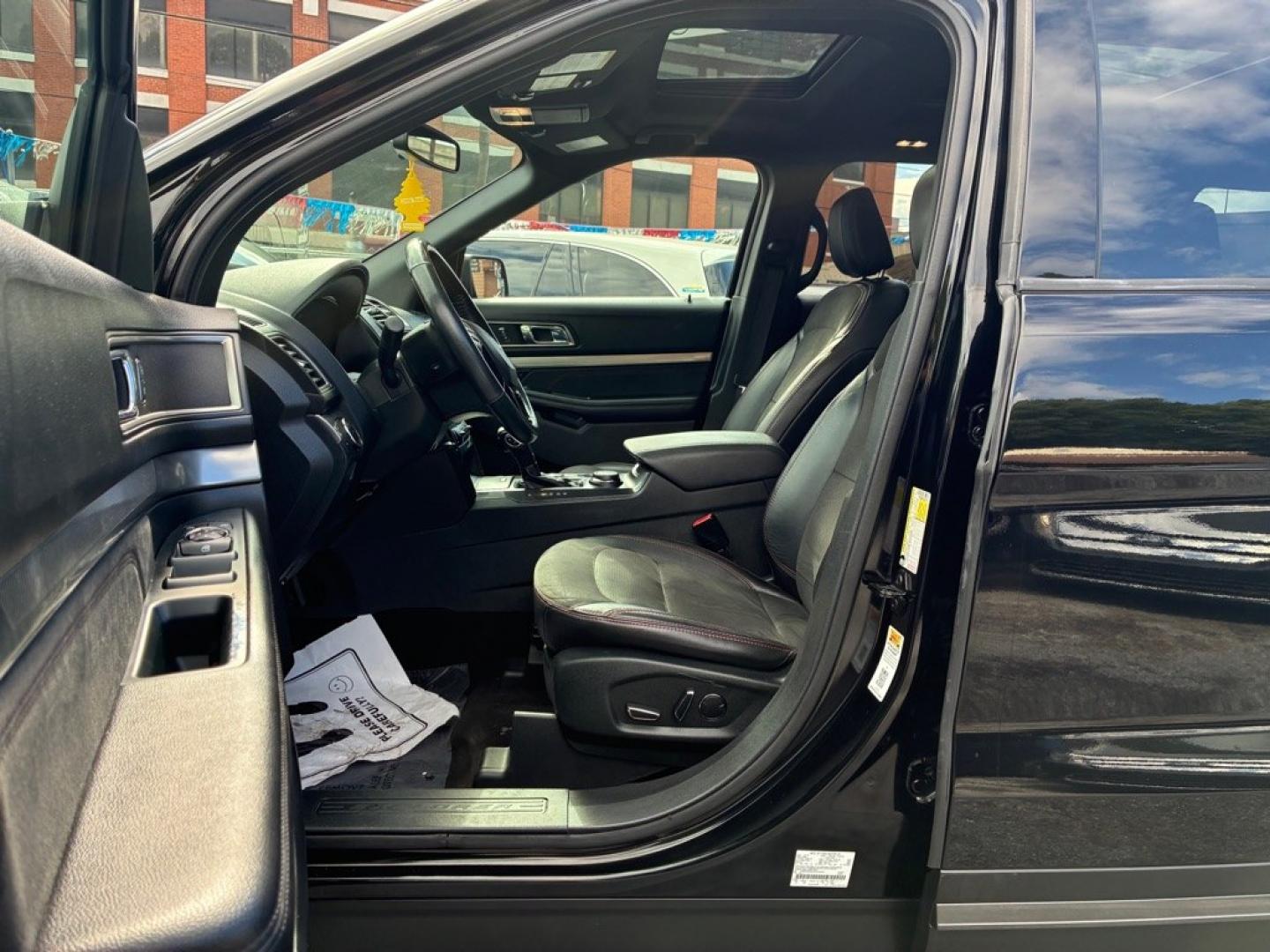 2018 BLACK FORD EXPLORER XLT (1FM5K8D86JG) with an 3.5L engine, Automatic transmission, located at 117 North Cameron Street, Harrisburg, PA, 17101, (717) 963-8962, 40.266762, -76.875259 - WE FINANCE!!! MOST vehicles are available for financing. Good Credit/ Challenged Credit/ No Credit - ALL Trade-Ins Welcomed!!! APPLY ONLINE or CALL us TODAY Please call us to discuss your cash and/or financing options. Thanks for checking our inventory! We're here to help.- Photo#14