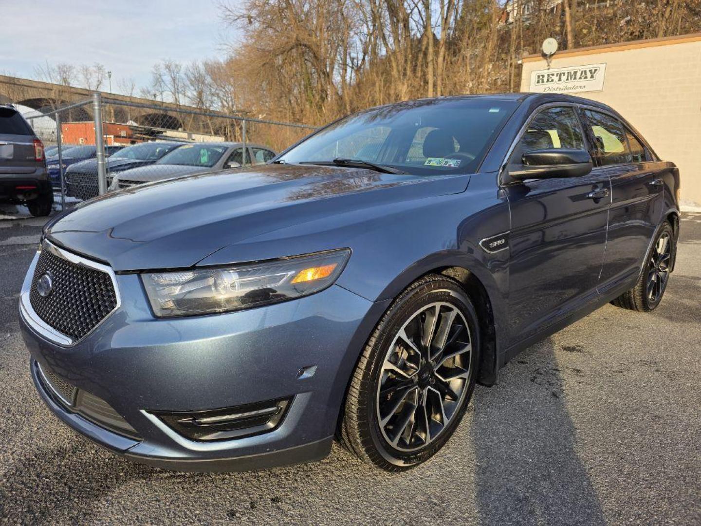2018 BLUE FORD TAURUS SHO (1FAHP2KT2JG) with an 3.5L engine, Automatic transmission, located at 7981 Paxton Street, Harrisburg, PA, 17111, (717) 561-2926, 40.261490, -76.749229 - WE FINANCE!!! Good Credit/ Bad Credit/ No Credit - ALL Trade-Ins Welcomed!!! ***Guaranteed Credit Approval*** APPLY ONLINE or CALL us TODAY ;) Please call us to discuss your cash and financing options. - Photo#0