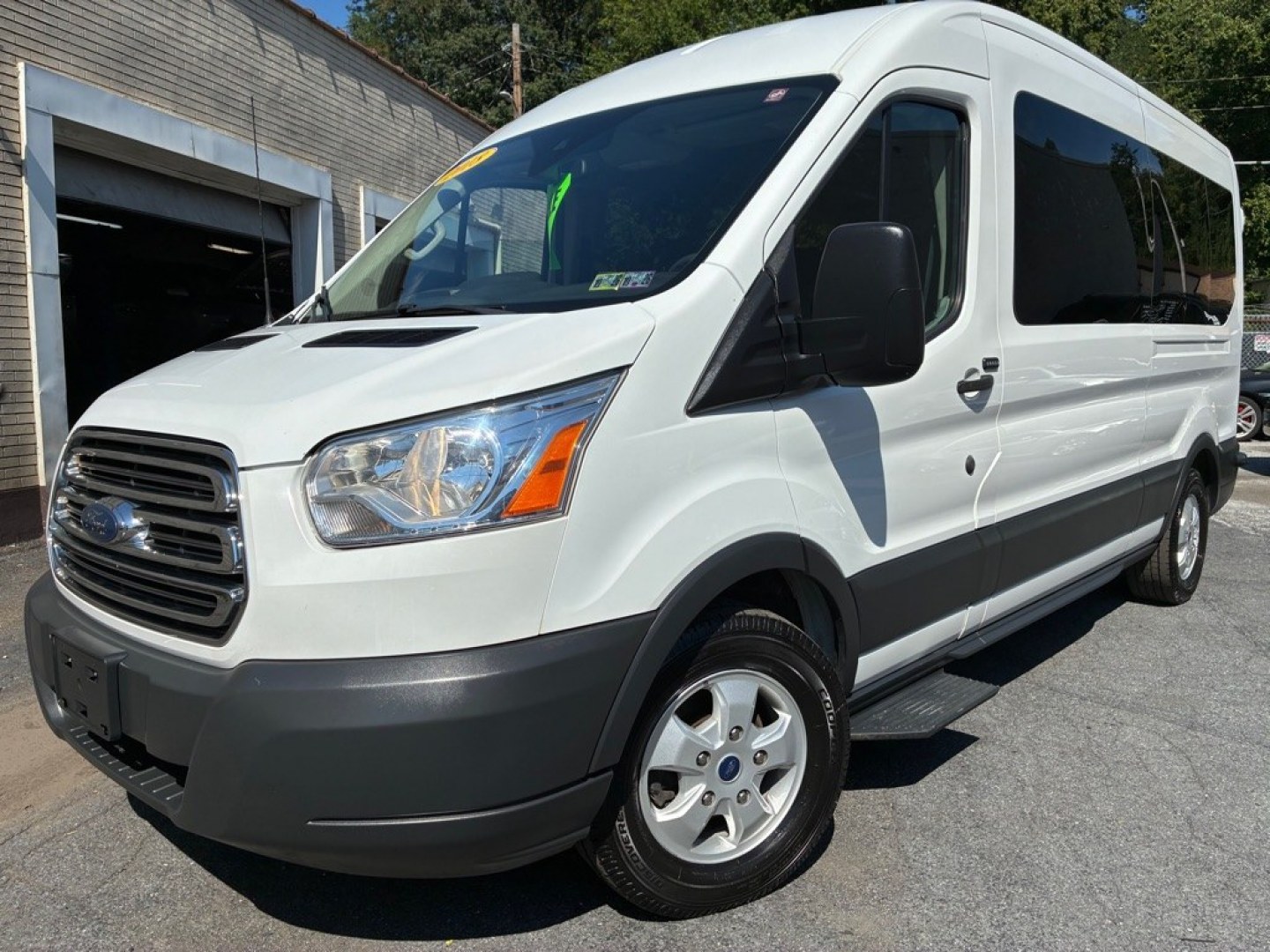 2018 WHITE FORD TRANSIT T-350 (1FBZX2CM0JK) with an 3.7L engine, Automatic transmission, located at 117 North Cameron Street, Harrisburg, PA, 17101, (717) 963-8962, 40.266762, -76.875259 - WE FINANCE!!! MOST vehicles are available for financing. Good Credit/ Challenged Credit/ No Credit - ALL Trade-Ins Welcomed!!! APPLY ONLINE or CALL us TODAY Please call us to discuss your cash and/or financing options. Thanks for checking our inventory! We're here to help.- Photo#0
