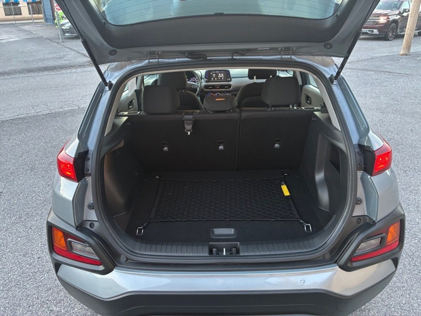2018 GREY HYUNDAI KONA SE (KM8K12AA6JU) with an 2.0L engine, Automatic transmission, located at 117 North Cameron Street, Harrisburg, PA, 17101, (717) 963-8962, 40.266762, -76.875259 - WE FINANCE!!! MOST vehicles are available for financing. Good Credit/ Challenged Credit/ No Credit - ALL Trade-Ins Welcomed!!! APPLY ONLINE or CALL us TODAY Please call us to discuss your cash and/or financing options. Thanks for checking our inventory! We're here to help.- Photo#10