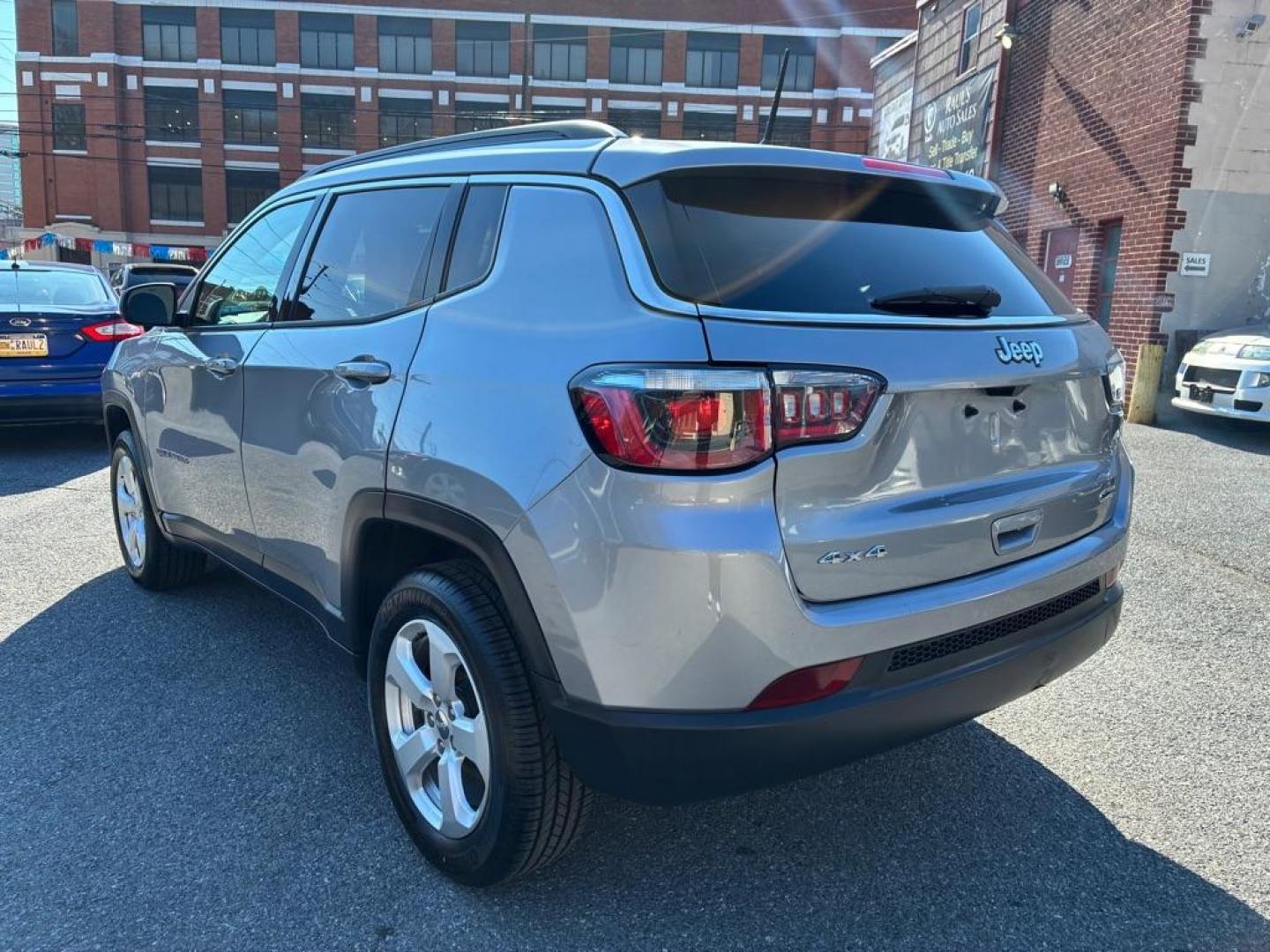 2018 SILVER JEEP COMPASS LATITUDE (3C4NJDBB2JT) with an 2.4L engine, Automatic transmission, located at 7981 Paxton Street, Harrisburg, PA, 17111, (717) 561-2926, 40.261490, -76.749229 - WE FINANCE!!! Good Credit/ Challenged Credit/ No Credit - ALL Trade-Ins Welcomed!!! APPLY ONLINE or CALL us TODAY ;) Please call us to discuss your cash and/or financing options. - Photo#2