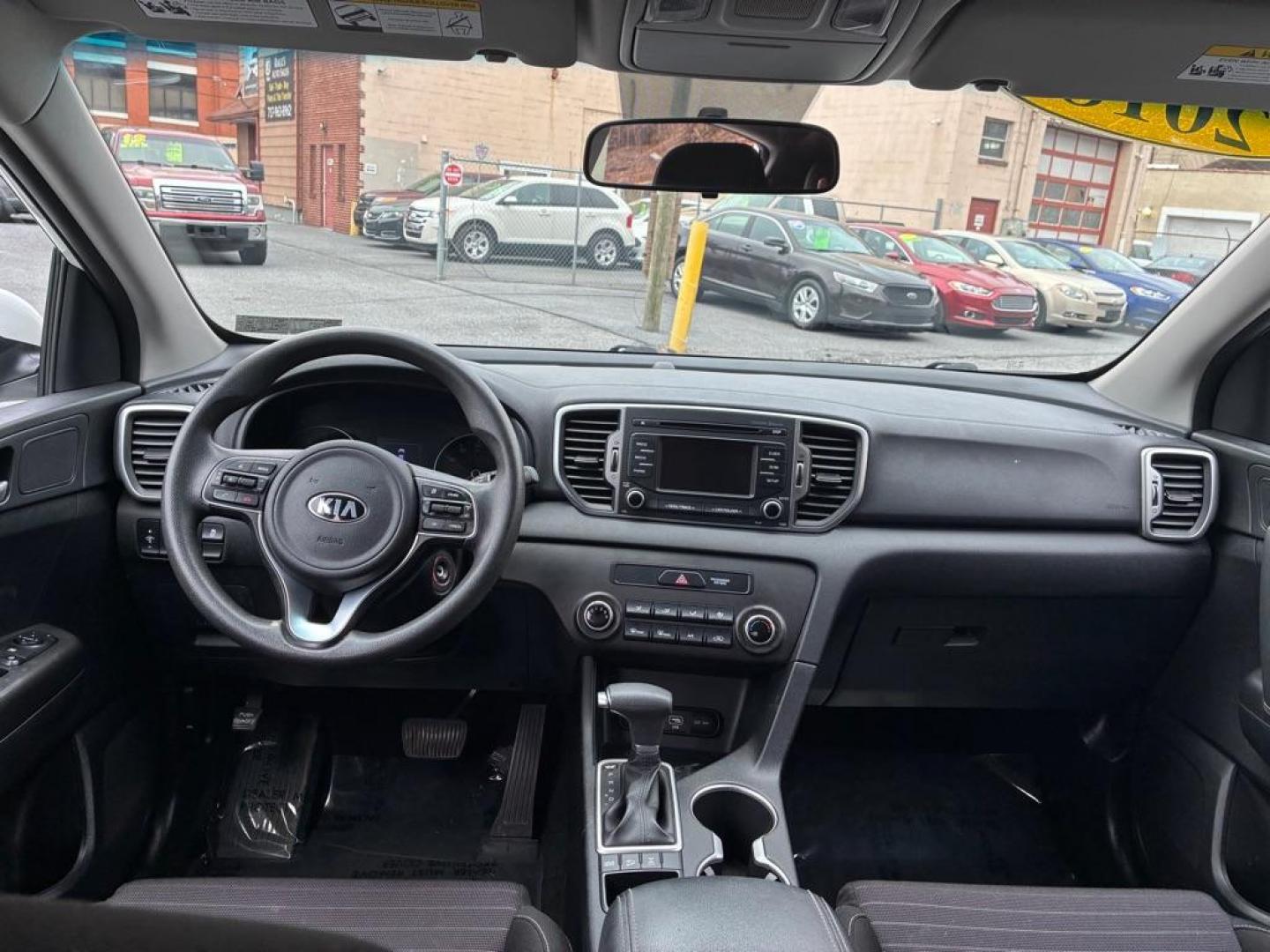 2018 WHITE KIA SPORTAGE LX (KNDPMCAC4J7) with an 2.4L engine, Automatic transmission, located at 117 North Cameron Street, Harrisburg, PA, 17101, (717) 963-8962, 40.266762, -76.875259 - WE FINANCE!!! Good Credit/ Challenged Credit/ No Credit - ALL Trade-Ins Welcomed!!! APPLY ONLINE or CALL us TODAY ;) Please call us to discuss your cash and/or financing options. - Photo#13