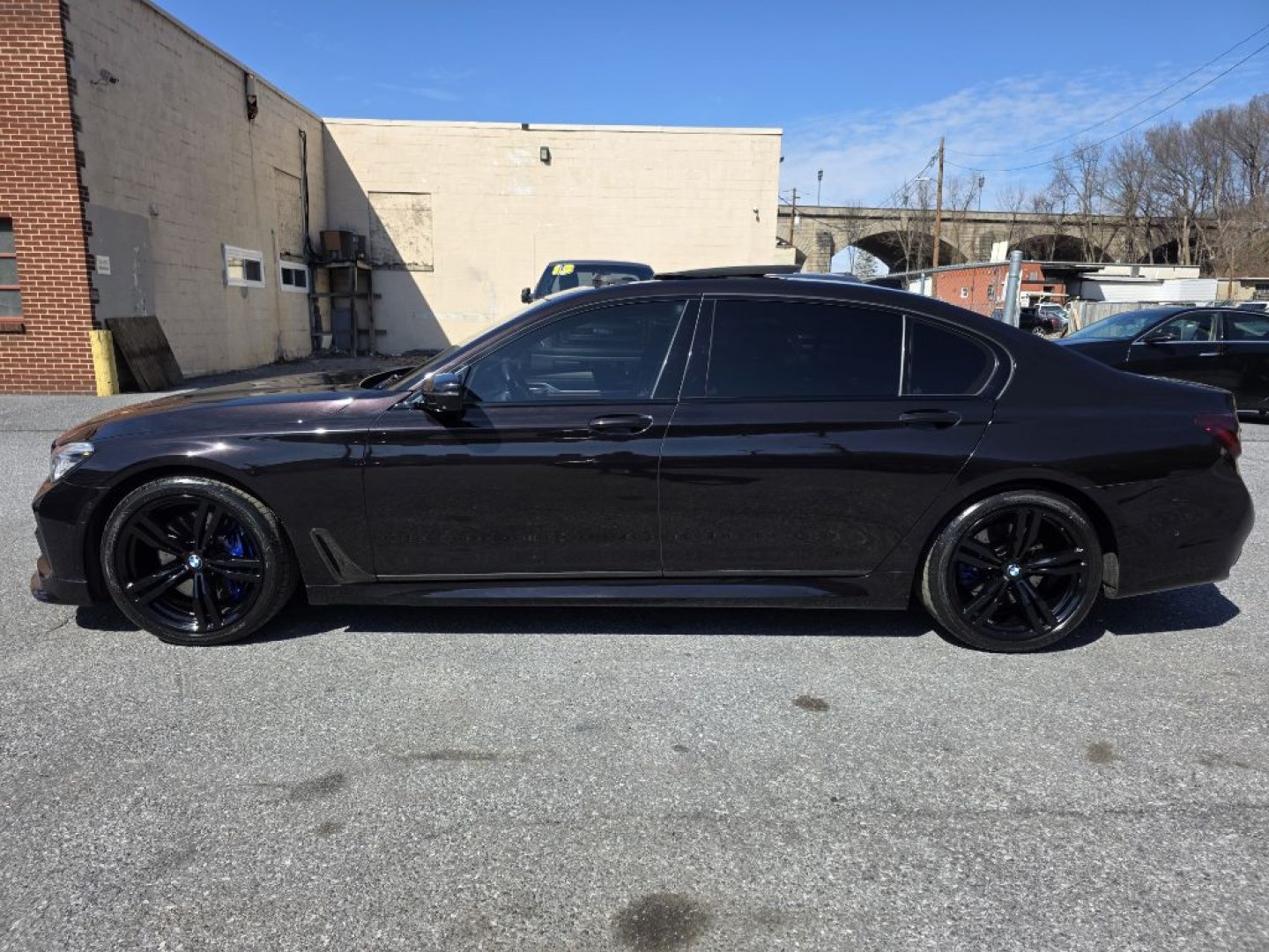 2019 BLACK BMW 750IX 750IX MSPT (WBA7F2C52KB) with an 4.4L engine, Automatic transmission, located at 117 North Cameron Street, Harrisburg, PA, 17101, (717) 963-8962, 40.266762, -76.875259 - WE FINANCE!!! Good Credit/ Challenged Credit/ No Credit - ALL Trade-Ins Welcomed!!! APPLY ONLINE or CALL us TODAY ;) Please call us to discuss your cash and/or financing options.- Photo#1