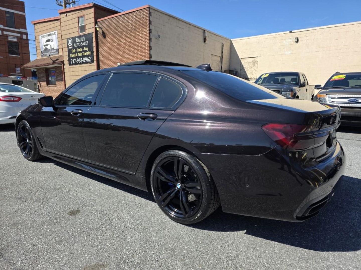 2019 BLACK BMW 750IX 750IX MSPT (WBA7F2C52KB) with an 4.4L engine, Automatic transmission, located at 117 North Cameron Street, Harrisburg, PA, 17101, (717) 963-8962, 40.266762, -76.875259 - WE FINANCE!!! Good Credit/ Challenged Credit/ No Credit - ALL Trade-Ins Welcomed!!! APPLY ONLINE or CALL us TODAY ;) Please call us to discuss your cash and/or financing options.- Photo#2