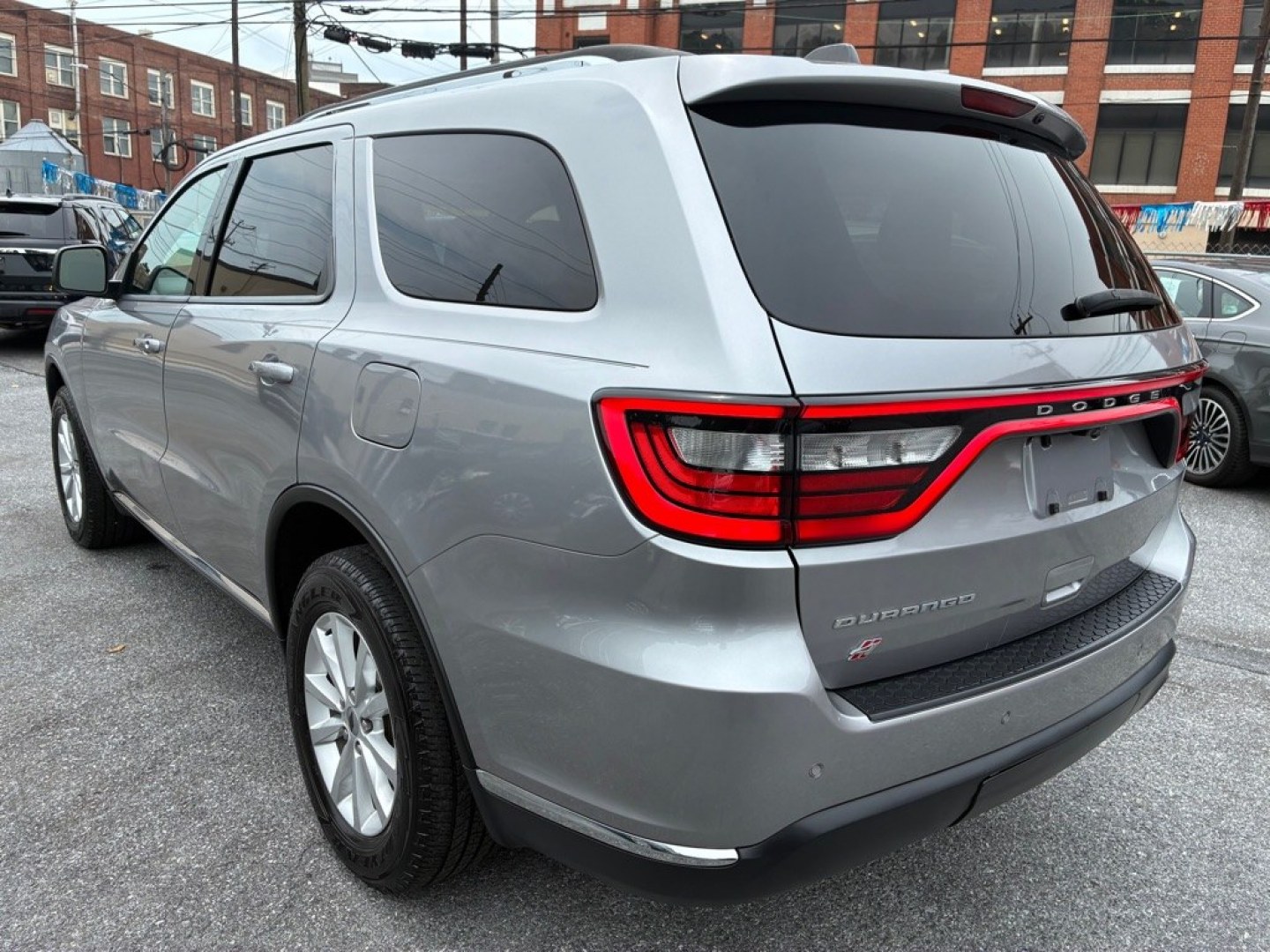 2019 SILVER DODGE DURANGO SXT (1C4RDJAG1KC) with an 3.6L engine, Automatic transmission, located at 117 North Cameron Street, Harrisburg, PA, 17101, (717) 963-8962, 40.266762, -76.875259 - WE FINANCE!!! MOST vehicles are available for financing. Good Credit/ Challenged Credit/ No Credit - ALL Trade-Ins Welcomed!!! APPLY ONLINE or CALL us TODAY Please call us to discuss your cash and/or financing options. Thanks for checking our inventory! We're here to help.- Photo#2
