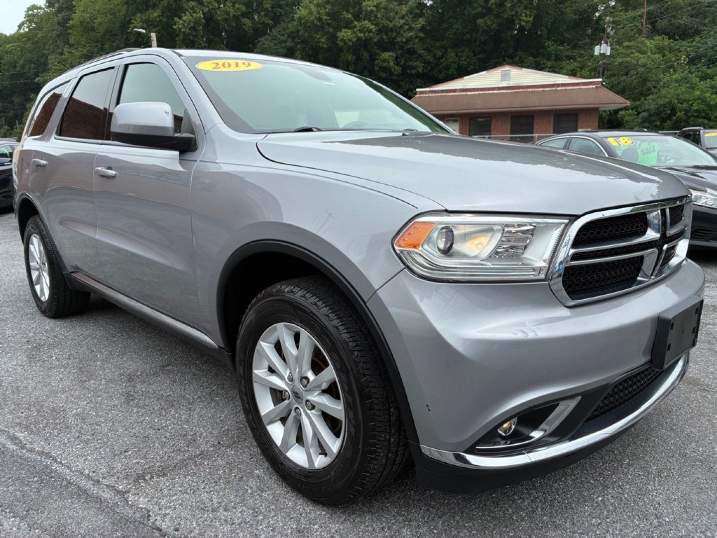 2019 SILVER DODGE DURANGO SXT (1C4RDJAG1KC) with an 3.6L engine, Automatic transmission, located at 117 North Cameron Street, Harrisburg, PA, 17101, (717) 963-8962, 40.266762, -76.875259 - WE FINANCE!!! MOST vehicles are available for financing. Good Credit/ Challenged Credit/ No Credit - ALL Trade-Ins Welcomed!!! APPLY ONLINE or CALL us TODAY Please call us to discuss your cash and/or financing options. Thanks for checking our inventory! We're here to help.- Photo#6