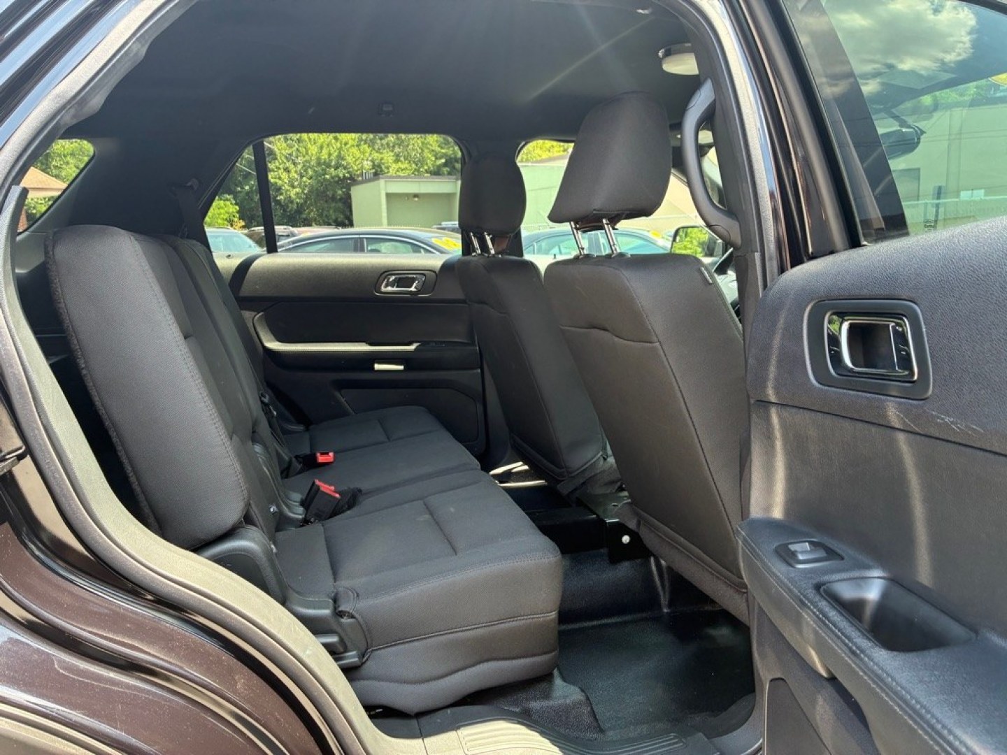 2019 BLACK FORD EXPLORER POLICE INTERCEPTOR (1FM5K8AR8KG) with an 3.7L engine, Automatic transmission, located at 117 North Cameron Street, Harrisburg, PA, 17101, (717) 963-8962, 40.266762, -76.875259 - WE FINANCE!!! MOST vehicles are available for financing. Good Credit/ Challenged Credit/ No Credit - ALL Trade-Ins Welcomed!!! APPLY ONLINE or CALL us TODAY Please call us to discuss your cash and/or financing options. Thanks for checking our inventory! We're here to help.- Photo#9