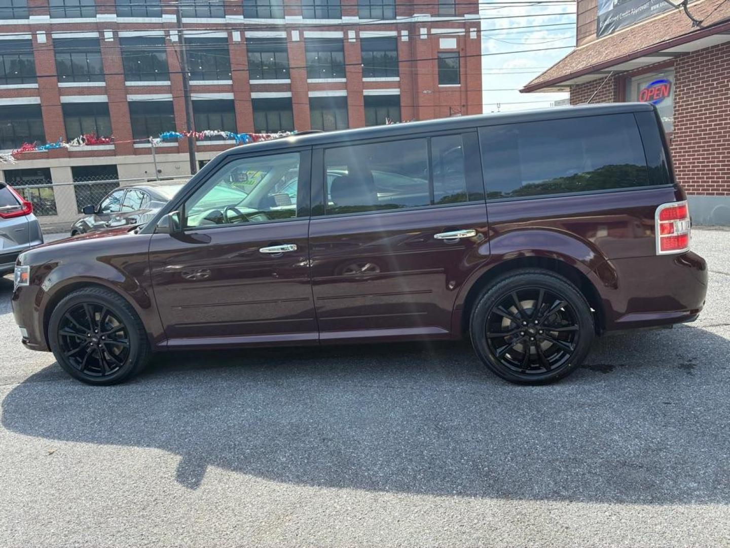 2019 BURGAN FORD FLEX LIMITED (2FMHK6DT5KB) with an 3.5L engine, Automatic transmission, located at 117 North Cameron Street, Harrisburg, PA, 17101, (717) 963-8962, 40.266762, -76.875259 - WE FINANCE!!! MOST vehicles are available for financing. Good Credit/ Challenged Credit/ No Credit - ALL Trade-Ins Welcomed!!! APPLY ONLINE or CALL us TODAY Please call us to discuss your cash and/or financing options. Thanks for checking our inventory! We're here to help.- Photo#1