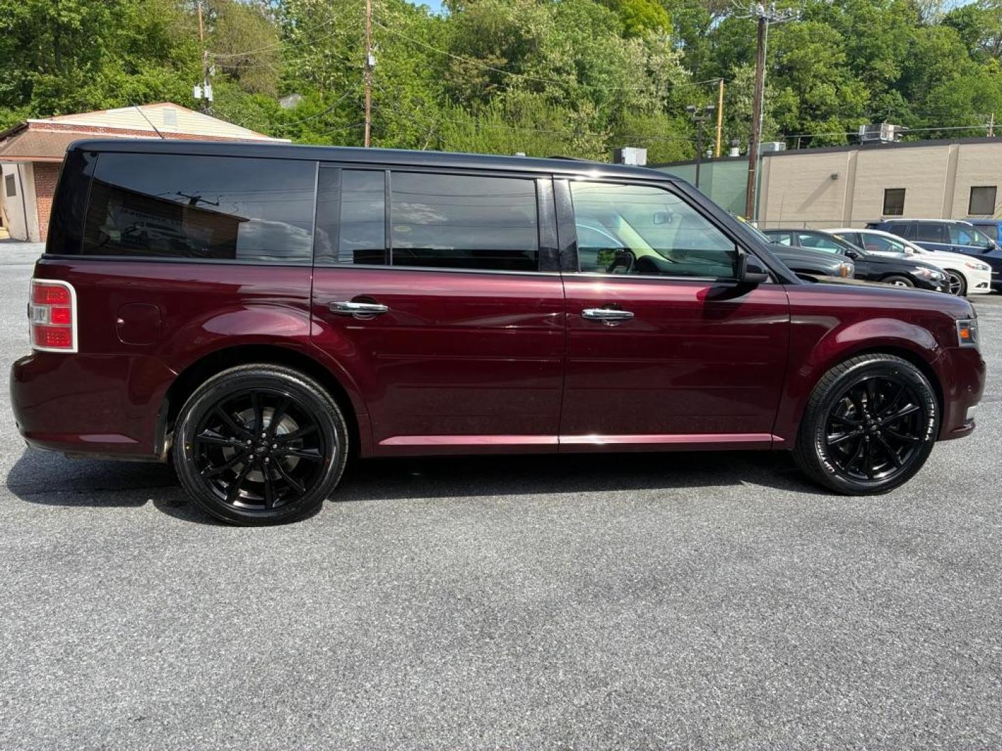 2019 BURGAN FORD FLEX LIMITED (2FMHK6DT5KB) with an 3.5L engine, Automatic transmission, located at 117 North Cameron Street, Harrisburg, PA, 17101, (717) 963-8962, 40.266762, -76.875259 - WE FINANCE!!! MOST vehicles are available for financing. Good Credit/ Challenged Credit/ No Credit - ALL Trade-Ins Welcomed!!! APPLY ONLINE or CALL us TODAY Please call us to discuss your cash and/or financing options. Thanks for checking our inventory! We're here to help.- Photo#5