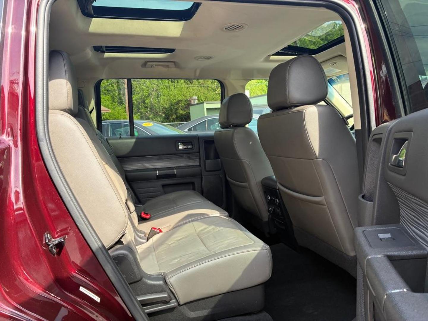 2019 BURGAN FORD FLEX LIMITED (2FMHK6DT5KB) with an 3.5L engine, Automatic transmission, located at 117 North Cameron Street, Harrisburg, PA, 17101, (717) 963-8962, 40.266762, -76.875259 - WE FINANCE!!! MOST vehicles are available for financing. Good Credit/ Challenged Credit/ No Credit - ALL Trade-Ins Welcomed!!! APPLY ONLINE or CALL us TODAY Please call us to discuss your cash and/or financing options. Thanks for checking our inventory! We're here to help.- Photo#9