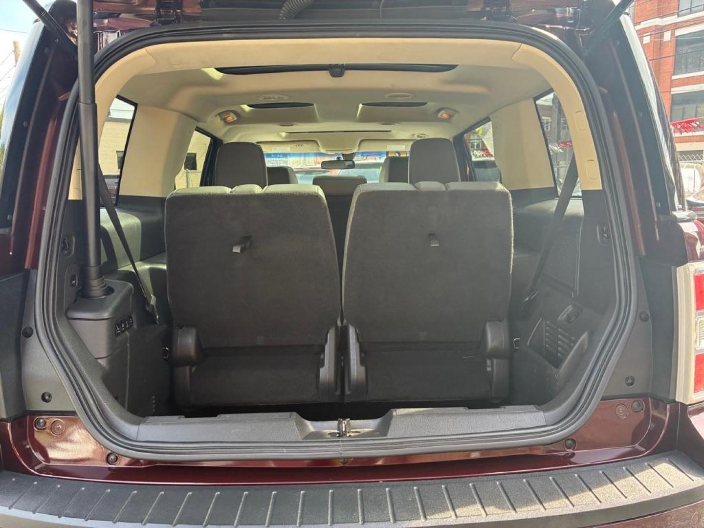 2019 BURGAN FORD FLEX LIMITED (2FMHK6DT5KB) with an 3.5L engine, Automatic transmission, located at 117 North Cameron Street, Harrisburg, PA, 17101, (717) 963-8962, 40.266762, -76.875259 - WE FINANCE!!! MOST vehicles are available for financing. Good Credit/ Challenged Credit/ No Credit - ALL Trade-Ins Welcomed!!! APPLY ONLINE or CALL us TODAY Please call us to discuss your cash and/or financing options. Thanks for checking our inventory! We're here to help.- Photo#11