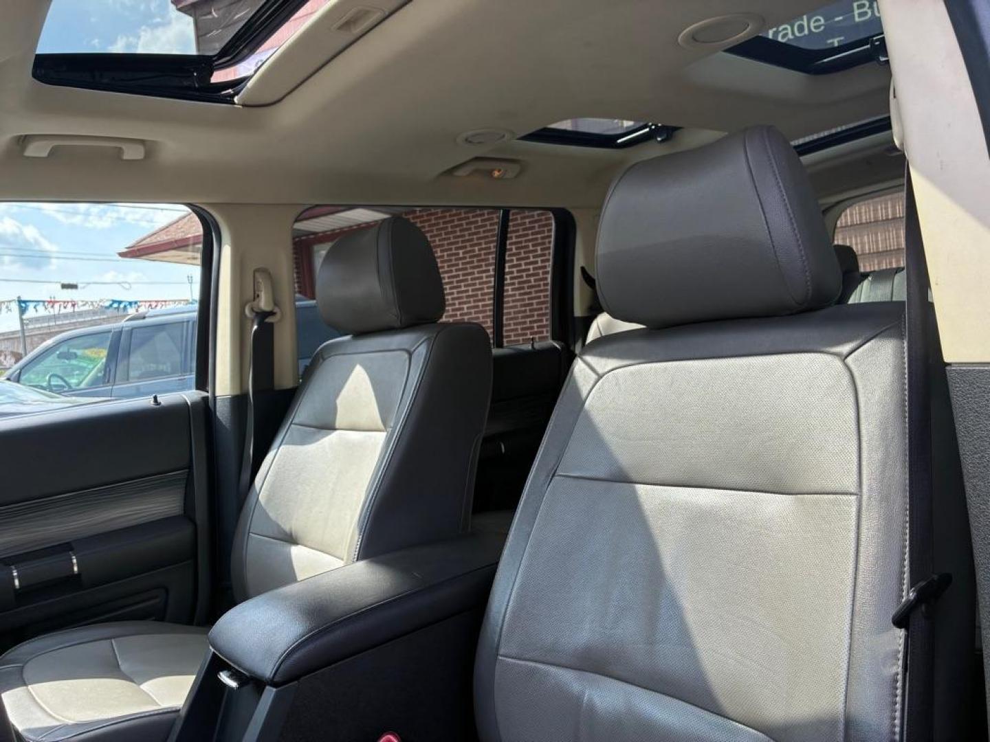 2019 BURGAN FORD FLEX LIMITED (2FMHK6DT5KB) with an 3.5L engine, Automatic transmission, located at 117 North Cameron Street, Harrisburg, PA, 17101, (717) 963-8962, 40.266762, -76.875259 - WE FINANCE!!! MOST vehicles are available for financing. Good Credit/ Challenged Credit/ No Credit - ALL Trade-Ins Welcomed!!! APPLY ONLINE or CALL us TODAY Please call us to discuss your cash and/or financing options. Thanks for checking our inventory! We're here to help.- Photo#15