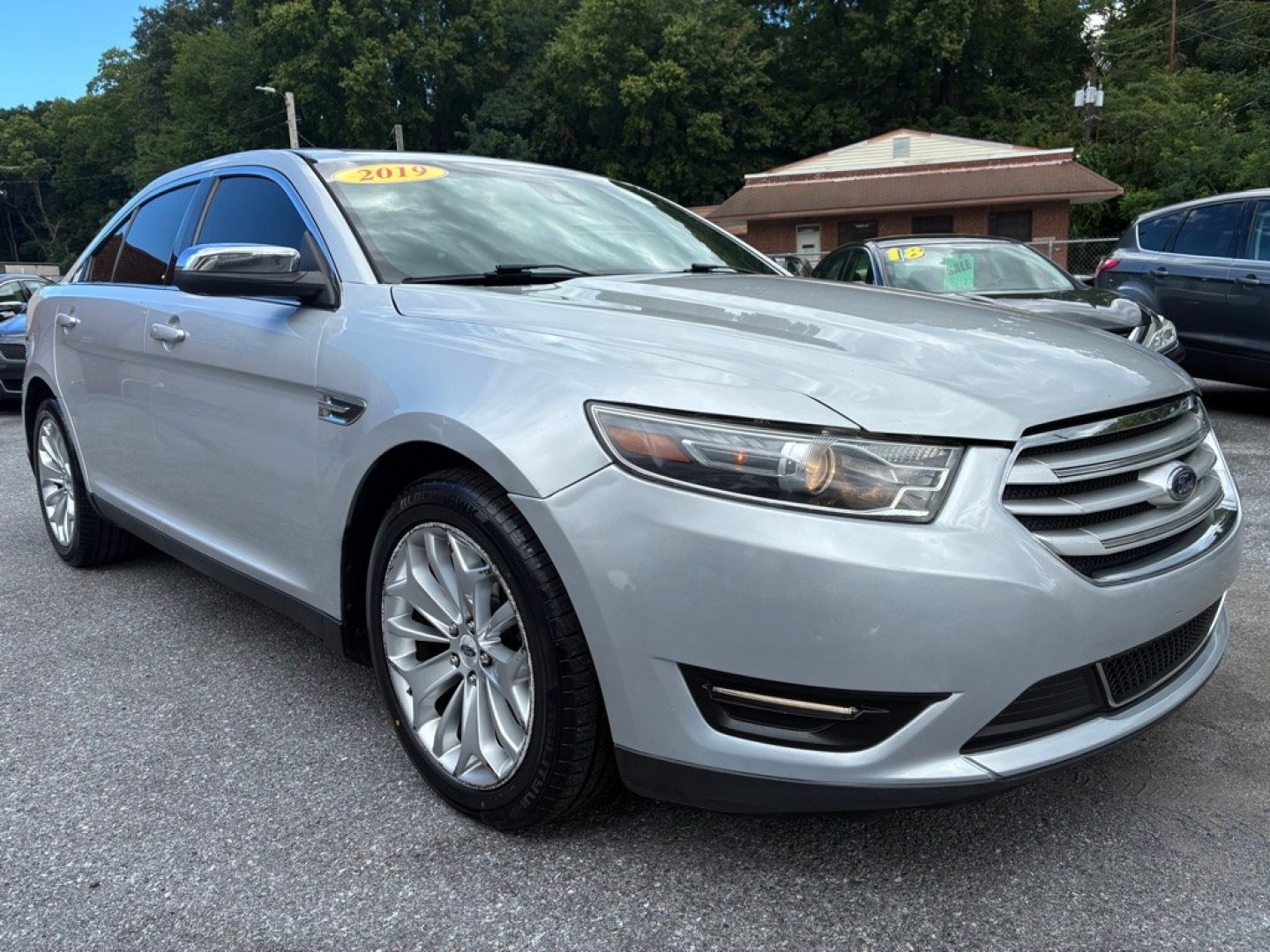 2019 SILVER FORD TAURUS LIMITED (1FAHP2F81KG) with an 3.5L engine, Automatic transmission, located at 117 North Cameron Street, Harrisburg, PA, 17101, (717) 963-8962, 40.266762, -76.875259 - Value Added Options - Installed Navigation System Sun/Moonroof Value Added Options - Standard Automatic Highbeams Auxiliary Audio Input Back-Up Camera Blind Spot Monitor Bluetooth Connection Cooled Front Seat Cross-Traffic Alert Dual A/C Hands-Free Liftgate Heated Front Seat Heated M- Photo#6