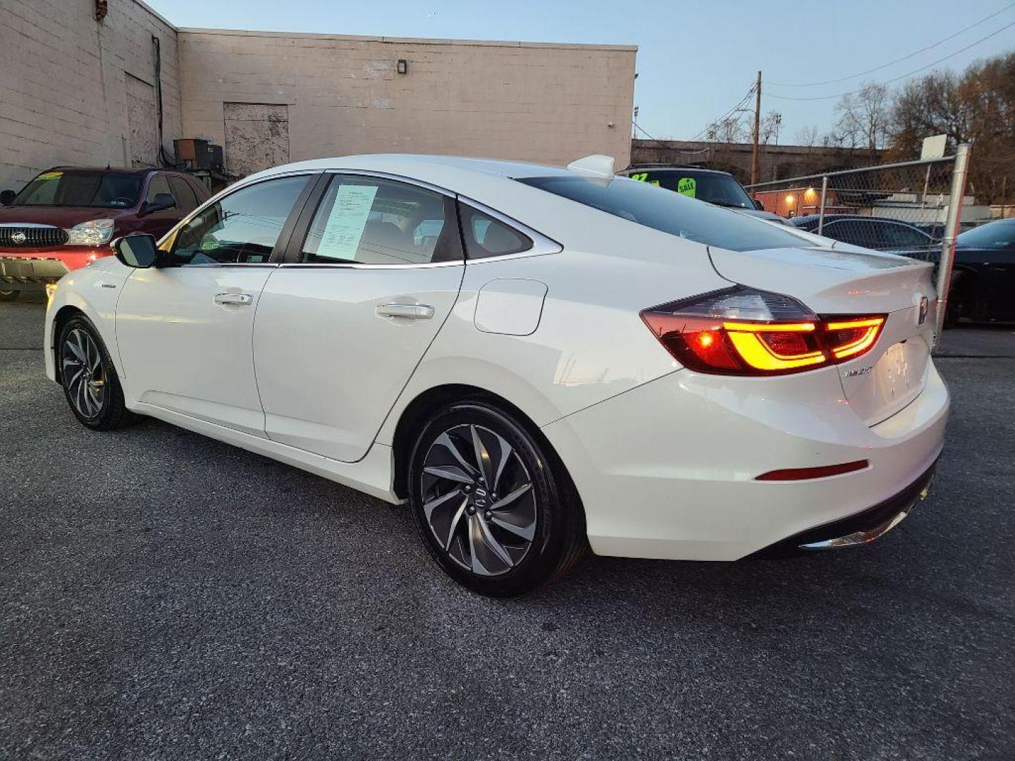 2019 WHITE HONDA INSIGHT TOURING (19XZE4F91KE) with an 1.5L engine, Automatic transmission, located at 117 North Cameron Street, Harrisburg, PA, 17101, (717) 963-8962, 40.266762, -76.875259 - WE FINANCE!!! Good Credit/ Bad Credit/ No Credit - ALL Trade-Ins Welcomed!!! ***Guaranteed Credit Approval*** APPLY ONLINE or CALL us TODAY ;) Internet Prices and Marketplace Prices are SPECIAL discounted ***CASH DEALS*** Retail Prices are higher. Please call us to discuss your cash and finan - Photo#2