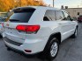 2019 WHITE JEEP GRAND CHEROKEE LAREDO (1C4RJFAG9KC) with an 3.6L engine, Automatic transmission, located at 117 North Cameron Street, Harrisburg, PA, 17101, (717) 963-8962, 40.266762, -76.875259 - WE FINANCE!!! MOST vehicles are available for financing. Good Credit/ Challenged Credit/ No Credit - ALL Trade-Ins Welcomed!!! APPLY ONLINE or CALL us TODAY Please call us to discuss your cash and/or financing options. Thanks for checking our inventory! We're here to help.- Photo#4