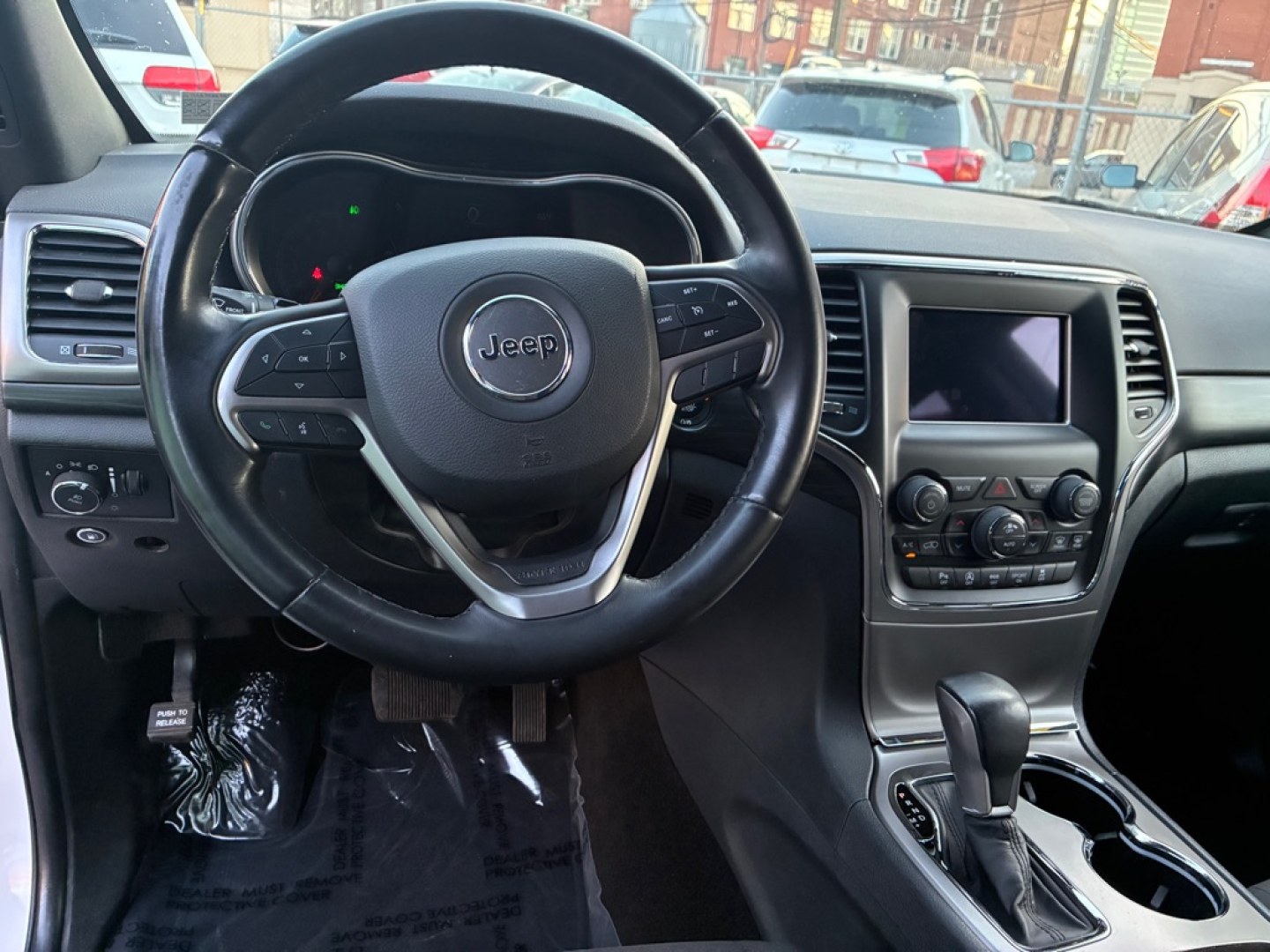 2019 WHITE JEEP GRAND CHEROKEE LAREDO (1C4RJFAG9KC) with an 3.6L engine, Automatic transmission, located at 117 North Cameron Street, Harrisburg, PA, 17101, (717) 963-8962, 40.266762, -76.875259 - WE FINANCE!!! MOST vehicles are available for financing. Good Credit/ Challenged Credit/ No Credit - ALL Trade-Ins Welcomed!!! APPLY ONLINE or CALL us TODAY Please call us to discuss your cash and/or financing options. Thanks for checking our inventory! We're here to help.- Photo#14