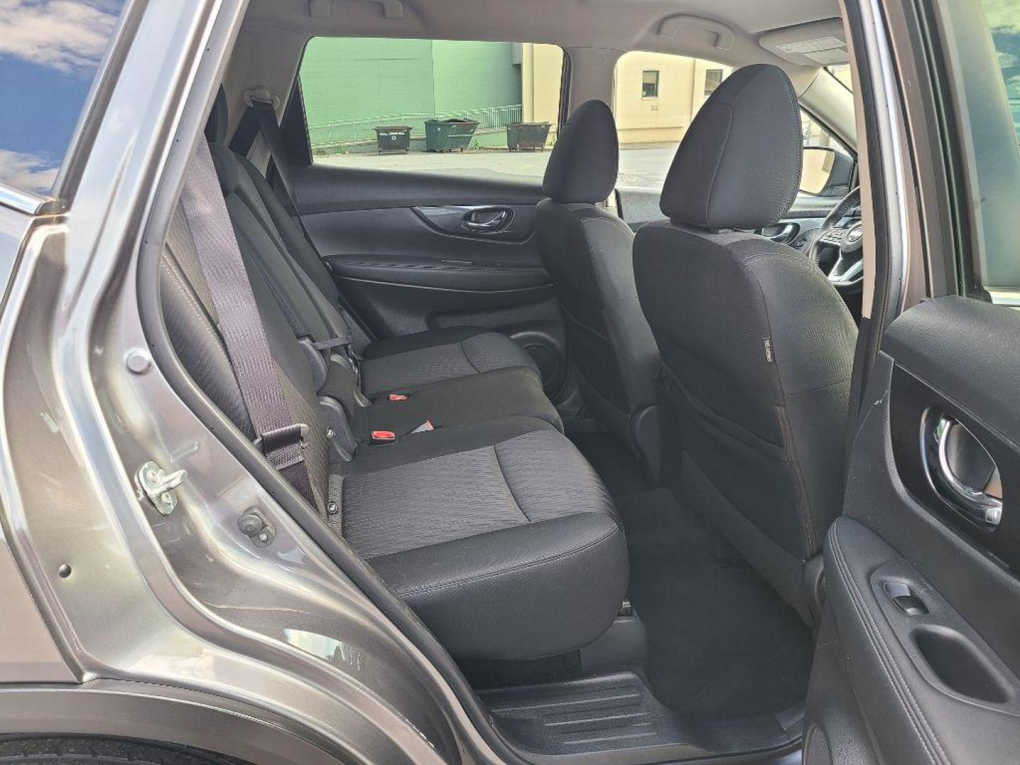 2019 GRAY NISSAN ROGUE SV (KNMAT2MV3KP) with an 2.5L engine, Continuously Variable transmission, located at 7981 Paxton Street, Harrisburg, PA, 17111, (717) 561-2926, 40.261490, -76.749229 - WE FINANCE!!! Good Credit/ Bad Credit/ No Credit - ALL Trade-Ins Welcomed!!! ***Guaranteed Credit Approval*** APPLY ONLINE or CALL us TODAY ;) Internet Prices and Marketplace Prices are SPECIAL discounted ***CASH DEALS*** Retail Prices are higher. Please call us to discuss your cash and finan - Photo#11