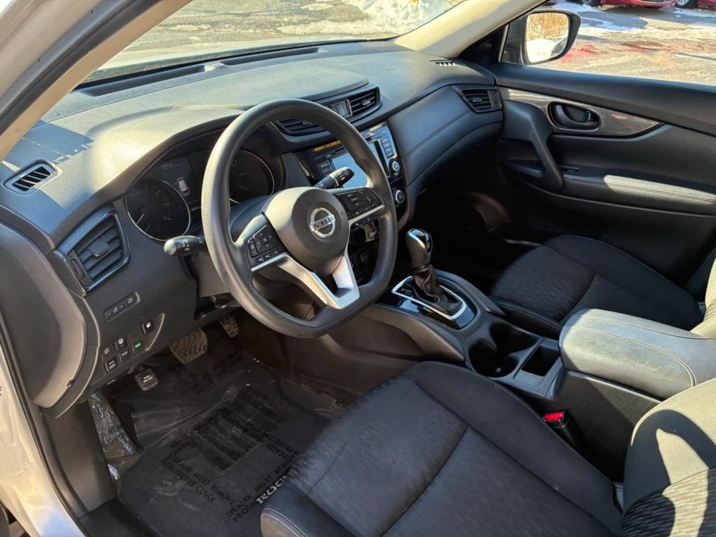 2019 SILVER NISSAN ROGUE S (KNMAT2MVXKP) with an 2.5L engine, Continuously Variable transmission, located at 117 North Cameron Street, Harrisburg, PA, 17101, (717) 963-8962, 40.266762, -76.875259 - WE FINANCE!!! Good Credit/ Challenged Credit/ No Credit - ALL Trade-Ins Welcomed!!! APPLY ONLINE or CALL us TODAY ;) Please call us to discuss your cash and/or financing options. - Photo#13