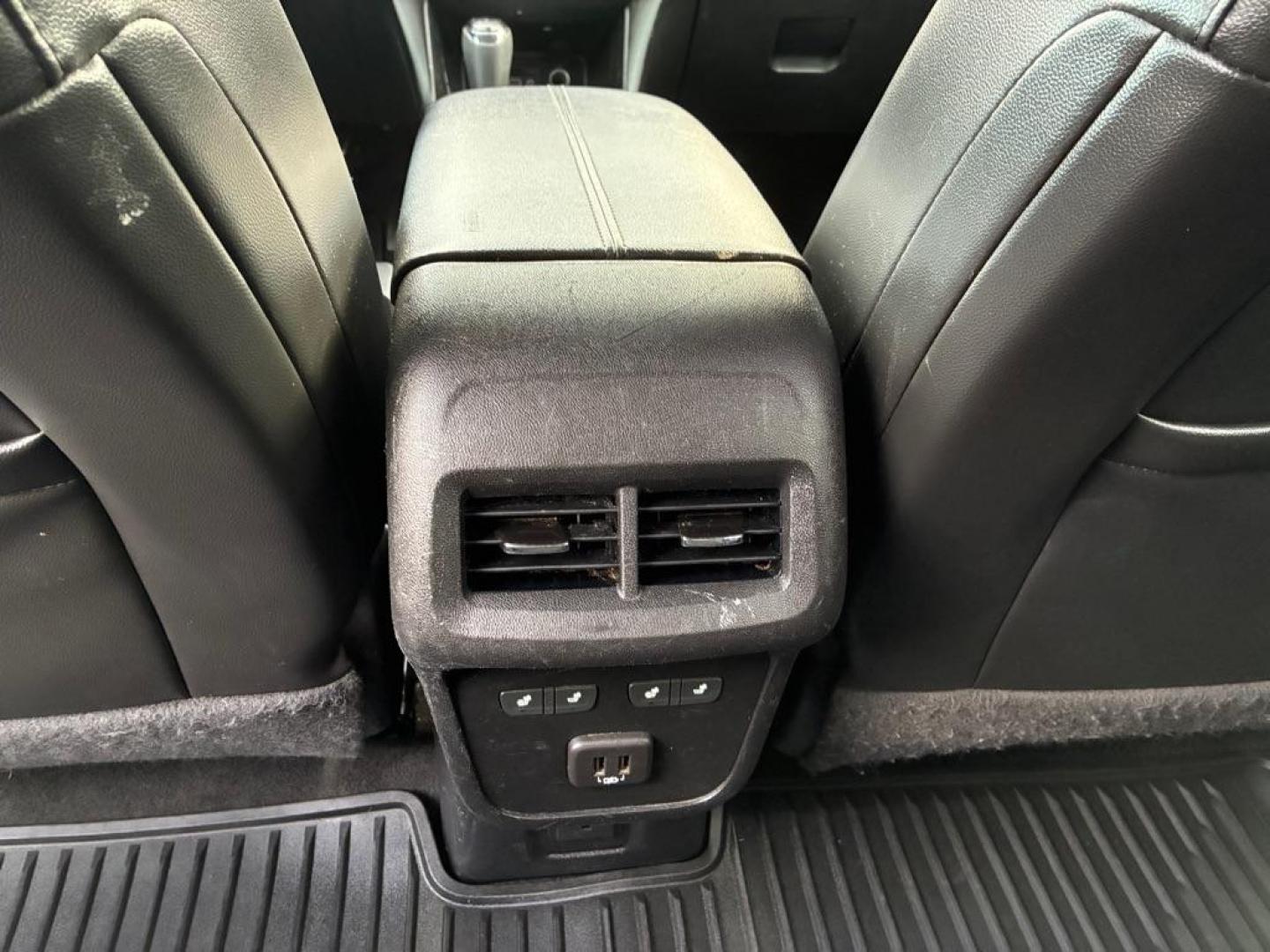 2020 GRAY CHEVROLET EQUINOX PREMIER (2GNAXXEV1L6) with an 1.5L engine, Automatic transmission, located at 117 North Cameron Street, Harrisburg, PA, 17101, (717) 963-8962, 40.266762, -76.875259 - WE FINANCE!!! Good Credit/ Challenged Credit/ No Credit - ALL Trade-Ins Welcomed!!! APPLY ONLINE or CALL us TODAY ;) Please call us to discuss your cash and/or financing options. - Photo#13