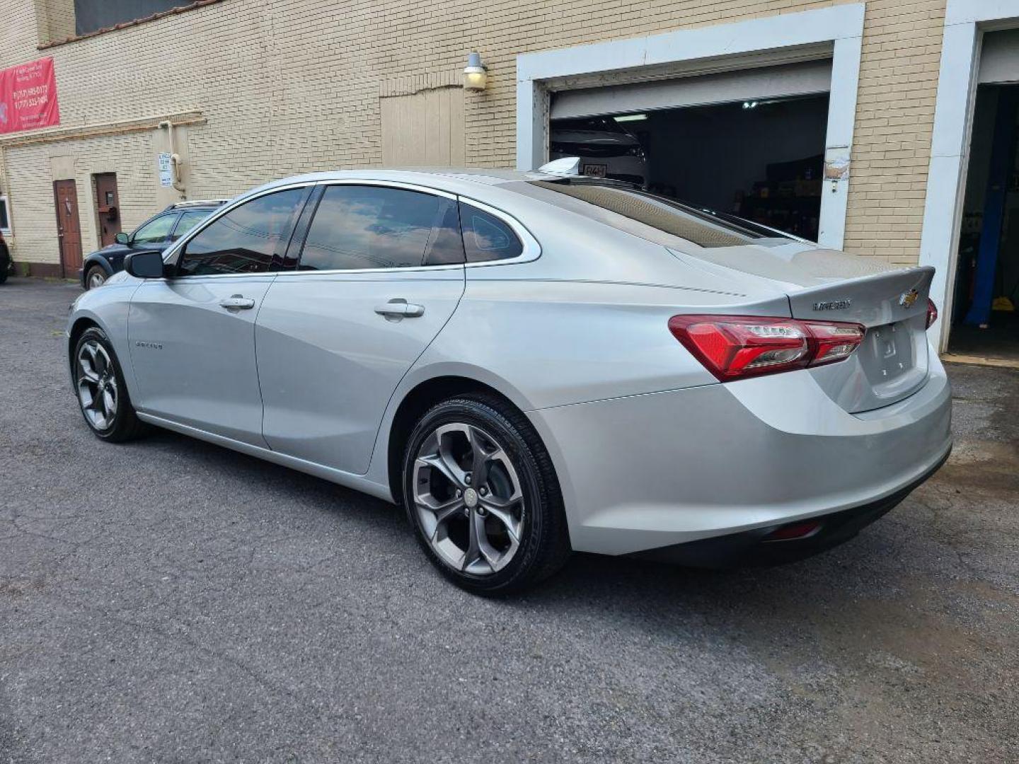 2020 SILVER CHEVROLET MALIBU LT (1G1ZD5ST3LF) with an 1.5L engine, Continuously Variable transmission, located at 117 North Cameron Street, Harrisburg, PA, 17101, (717) 963-8962, 40.266762, -76.875259 - WE FINANCE!!! Good Credit/ Bad Credit/ No Credit - ALL Trade-Ins Welcomed!!! ***Guaranteed Credit Approval*** APPLY ONLINE or CALL us TODAY ;) Internet Prices and Marketplace Prices are SPECIAL discounted ***CASH DEALS*** Retail Prices are higher. Please call us to discuss your cash and finan - Photo#2