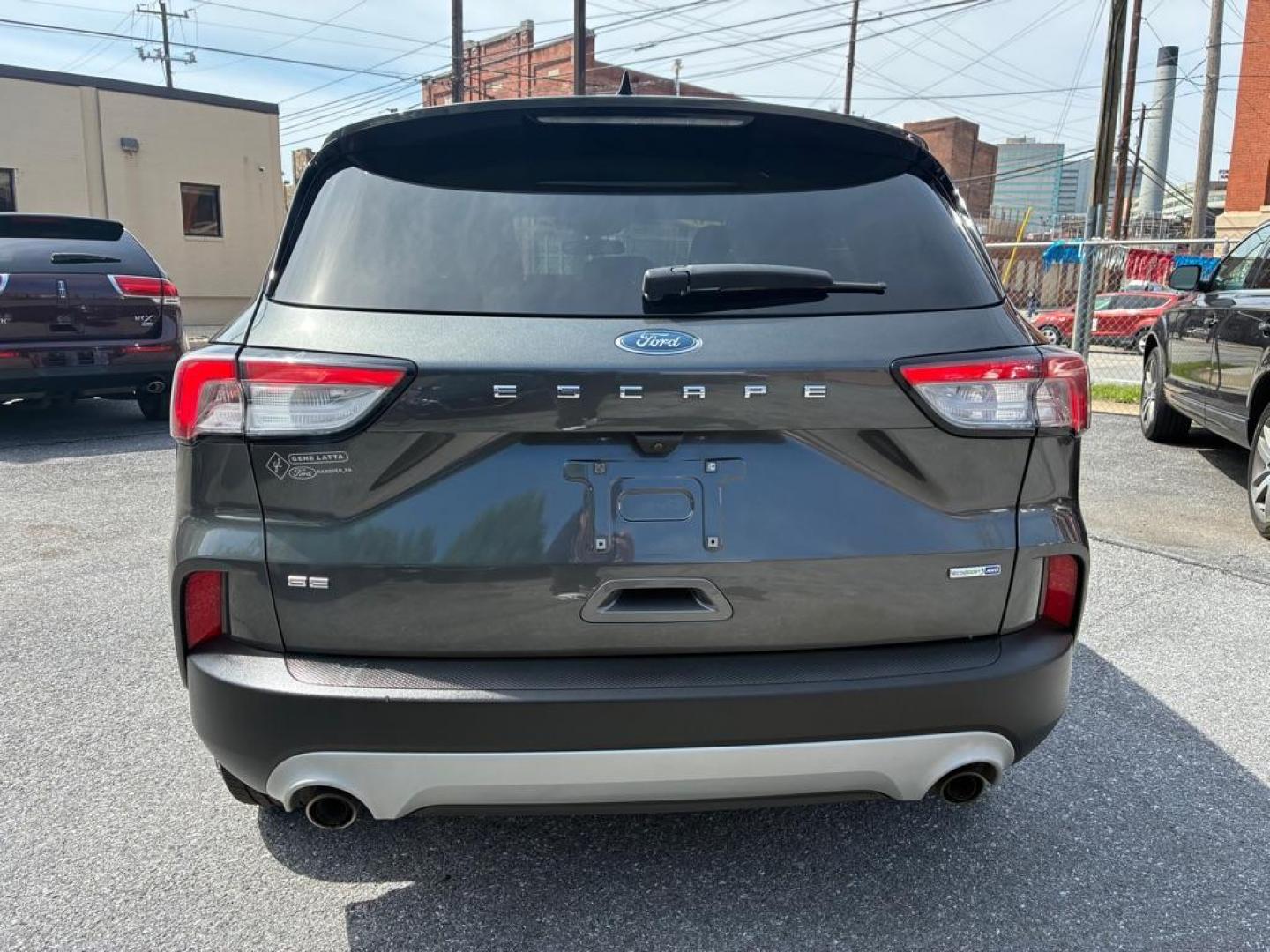 2020 GREY FORD ESCAPE SE (1FMCU9G61LU) with an 1.5L engine, Automatic transmission, located at 117 North Cameron Street, Harrisburg, PA, 17101, (717) 963-8962, 40.266762, -76.875259 - WE FINANCE!!! MOST vehicles are available for financing. Good Credit/ Challenged Credit/ No Credit - ALL Trade-Ins Welcomed!!! APPLY ONLINE or CALL us TODAY Please call us to discuss your cash and/or financing options. Thanks for checking our inventory! We're here to help. - Photo#3