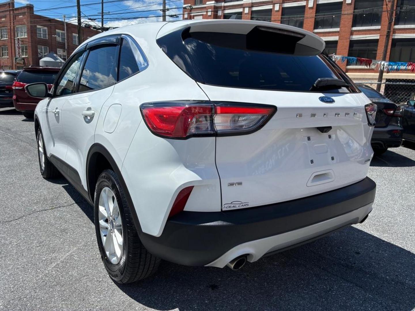 2020 WHITE FORD ESCAPE SE (1FMCU9G64LU) with an 1.5L engine, Automatic transmission, located at 117 North Cameron Street, Harrisburg, PA, 17101, (717) 963-8962, 40.266762, -76.875259 - WE FINANCE!!! MOST vehicles are available for financing. Good Credit/ Challenged Credit/ No Credit - ALL Trade-Ins Welcomed!!! APPLY ONLINE or CALL us TODAY Please call us to discuss your cash and/or financing options. Thanks for checking our inventory! We're here to help.- Photo#2