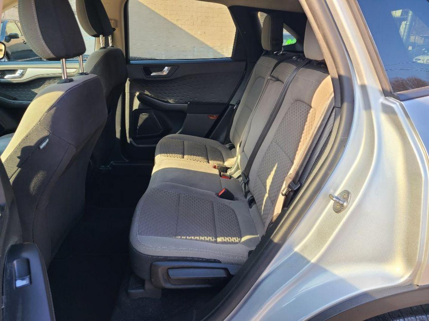 2020 SILVER FORD ESCAPE SE (1FMCU0G68LU) with an 1.5L engine, Automatic transmission, located at 7981 Paxton Street, Harrisburg, PA, 17111, (717) 561-2926, 40.261490, -76.749229 - WE FINANCE!!! Good Credit/ Bad Credit/ No Credit - ALL Trade-Ins Welcomed!!! ***Guaranteed Credit Approval*** APPLY ONLINE or CALL us TODAY ;) Internet Prices and Marketplace Prices are SPECIAL discounted ***CASH DEALS*** Retail Prices are higher. Please call us to discuss your cash and finan - Photo#10