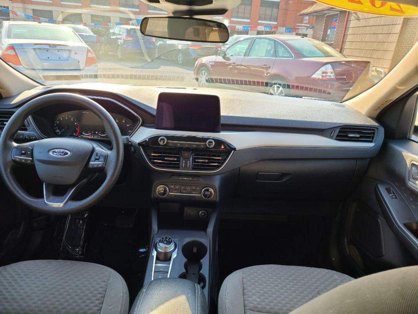 2020 SILVER FORD ESCAPE SE (1FMCU0G68LU) with an 1.5L engine, Automatic transmission, located at 7981 Paxton Street, Harrisburg, PA, 17111, (717) 561-2926, 40.261490, -76.749229 - WE FINANCE!!! Good Credit/ Bad Credit/ No Credit - ALL Trade-Ins Welcomed!!! ***Guaranteed Credit Approval*** APPLY ONLINE or CALL us TODAY ;) Internet Prices and Marketplace Prices are SPECIAL discounted ***CASH DEALS*** Retail Prices are higher. Please call us to discuss your cash and finan - Photo#13