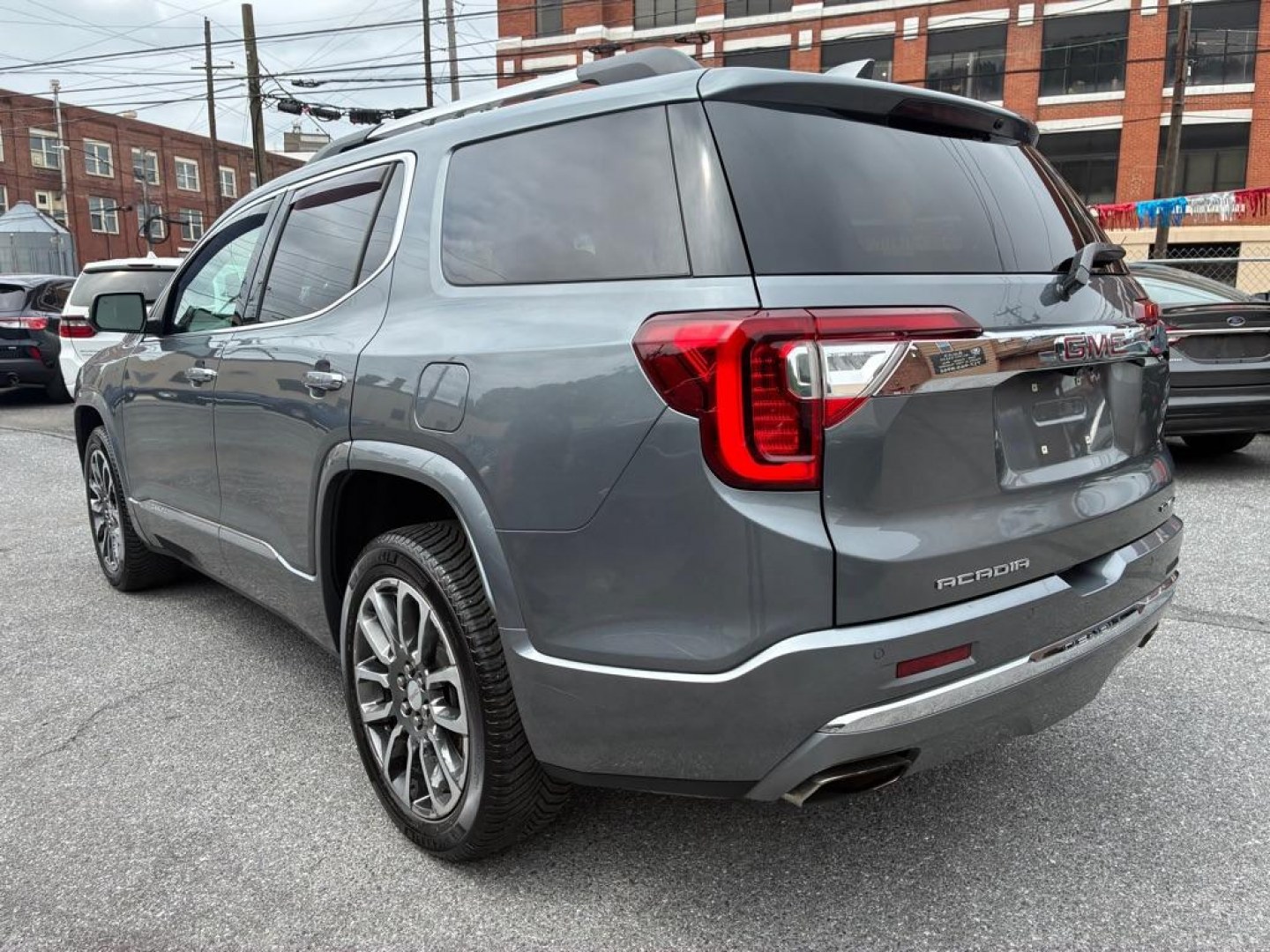 2020 GREY GMC ACADIA DENALI (1GKKNXLS1LZ) with an 3.6L engine, Automatic transmission, located at 117 North Cameron Street, Harrisburg, PA, 17101, (717) 963-8962, 40.266762, -76.875259 - WE FINANCE!!! MOST vehicles are available for financing. Good Credit/ Challenged Credit/ No Credit - ALL Trade-Ins Welcomed!!! APPLY ONLINE or CALL us TODAY Please call us to discuss your cash and/or financing options. Thanks for checking our inventory! We're here to help.- Photo#2