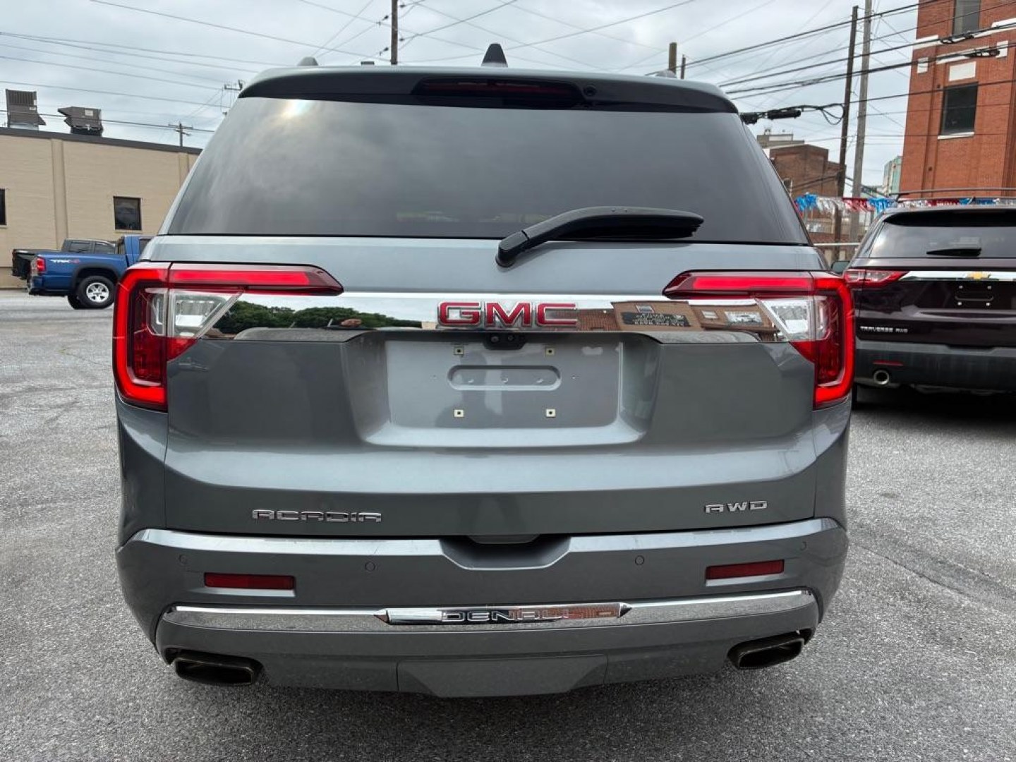2020 GREY GMC ACADIA DENALI (1GKKNXLS1LZ) with an 3.6L engine, Automatic transmission, located at 117 North Cameron Street, Harrisburg, PA, 17101, (717) 963-8962, 40.266762, -76.875259 - WE FINANCE!!! MOST vehicles are available for financing. Good Credit/ Challenged Credit/ No Credit - ALL Trade-Ins Welcomed!!! APPLY ONLINE or CALL us TODAY Please call us to discuss your cash and/or financing options. Thanks for checking our inventory! We're here to help.- Photo#3
