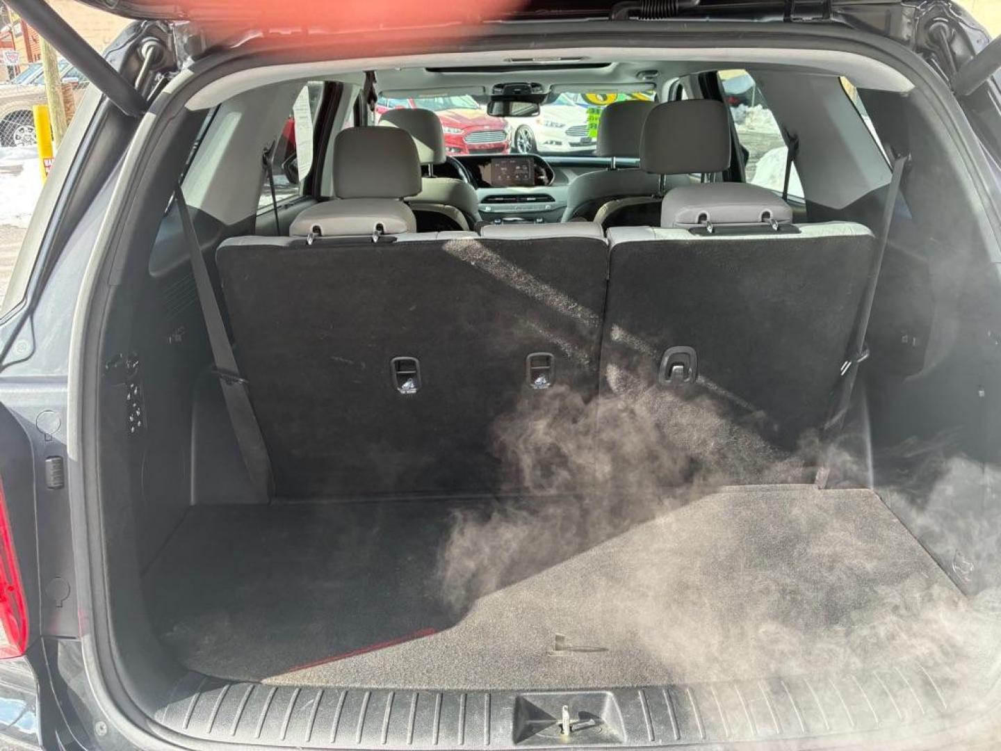 2020 BLACK HYUNDAI PALISADE SEL (KM8R4DHE2LU) with an 3.8L engine, Automatic transmission, located at 117 North Cameron Street, Harrisburg, PA, 17101, (717) 963-8962, 40.266762, -76.875259 - WE FINANCE!!! Good Credit/ Challenged Credit/ No Credit - ALL Trade-Ins Welcomed!!! APPLY ONLINE or CALL us TODAY ;) Please call us to discuss your cash and/or financing options. - Photo#13