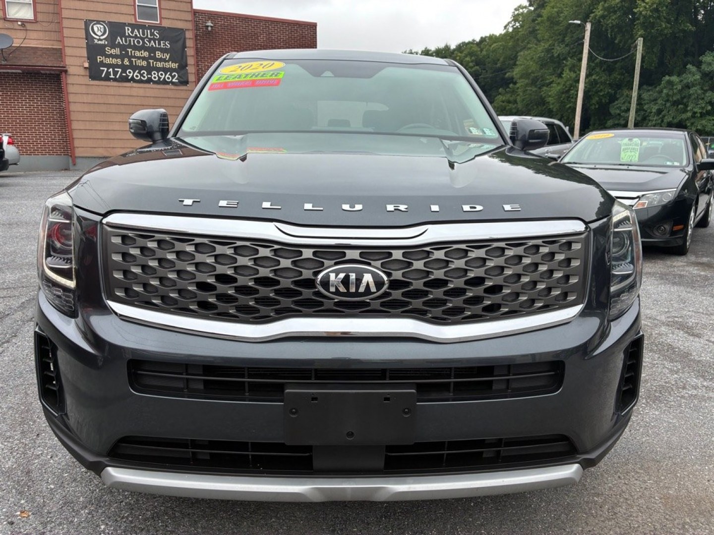 2020 GREEN KIA TELLURIDE LX (5XYP2DHC5LG) with an 3.8L engine, Automatic transmission, located at 117 North Cameron Street, Harrisburg, PA, 17101, (717) 963-8962, 40.266762, -76.875259 - WE FINANCE!!! MOST vehicles are available for financing. Good Credit/ Challenged Credit/ No Credit - ALL Trade-Ins Welcomed!!! APPLY ONLINE or CALL us TODAY Please call us to discuss your cash and/or financing options. Thanks for checking our inventory! We're here to help.- Photo#7