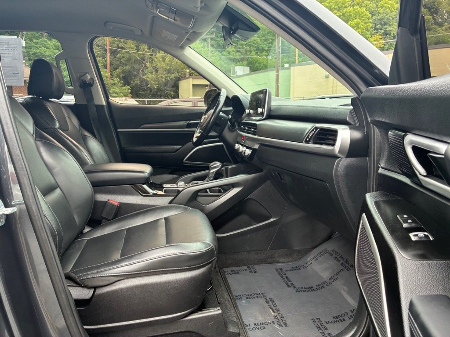 2020 GREEN KIA TELLURIDE LX (5XYP2DHC5LG) with an 3.8L engine, Automatic transmission, located at 117 North Cameron Street, Harrisburg, PA, 17101, (717) 963-8962, 40.266762, -76.875259 - WE FINANCE!!! MOST vehicles are available for financing. Good Credit/ Challenged Credit/ No Credit - ALL Trade-Ins Welcomed!!! APPLY ONLINE or CALL us TODAY Please call us to discuss your cash and/or financing options. Thanks for checking our inventory! We're here to help.- Photo#8