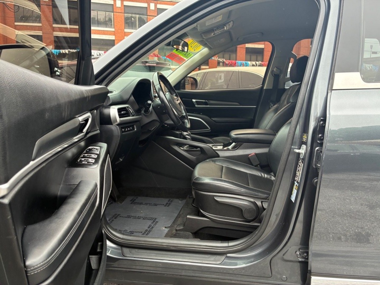 2020 GREEN KIA TELLURIDE LX (5XYP2DHC5LG) with an 3.8L engine, Automatic transmission, located at 117 North Cameron Street, Harrisburg, PA, 17101, (717) 963-8962, 40.266762, -76.875259 - WE FINANCE!!! MOST vehicles are available for financing. Good Credit/ Challenged Credit/ No Credit - ALL Trade-Ins Welcomed!!! APPLY ONLINE or CALL us TODAY Please call us to discuss your cash and/or financing options. Thanks for checking our inventory! We're here to help.- Photo#14