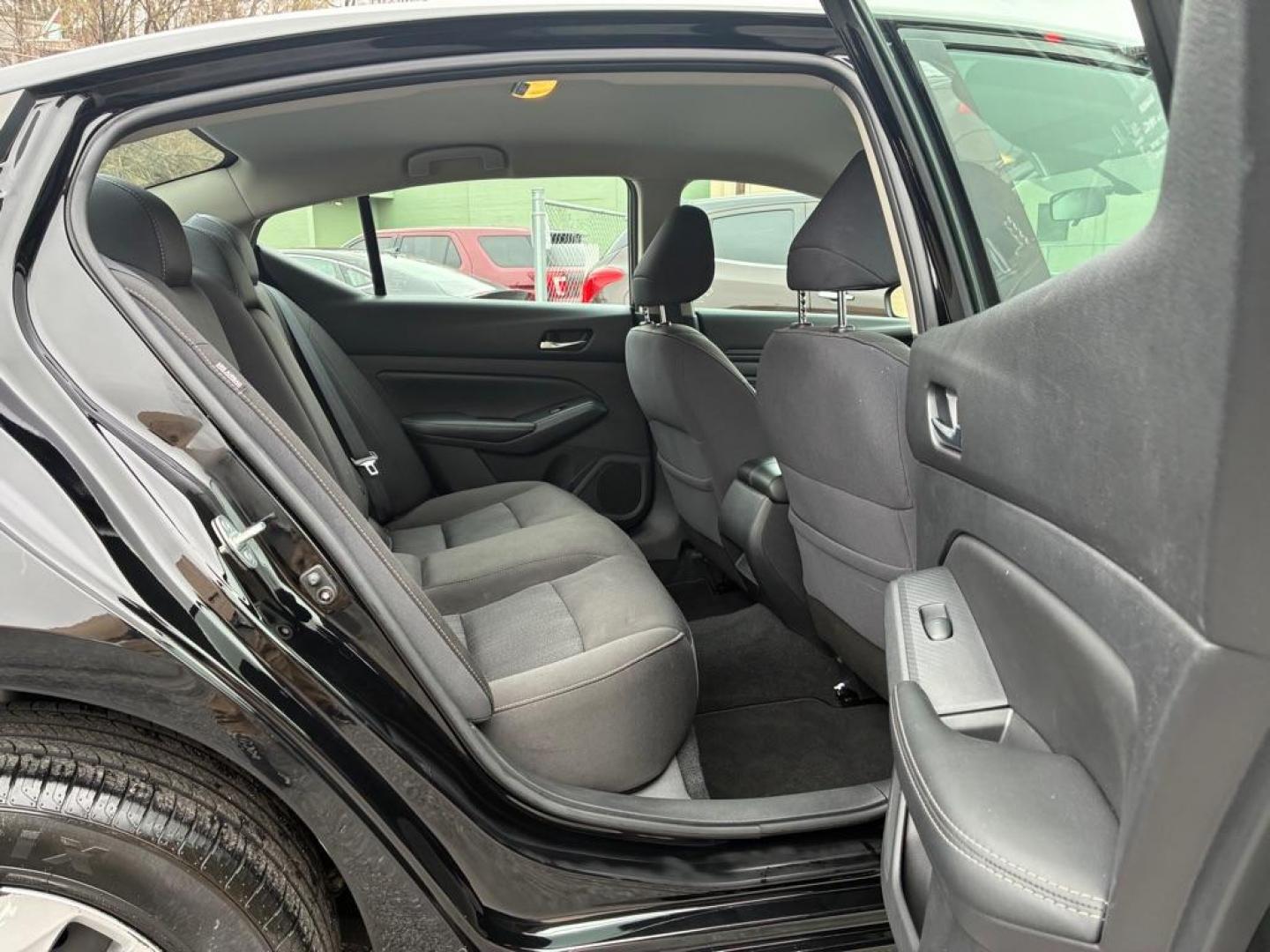 2020 BLACK NISSAN ALTIMA S (1N4BL4BW4LC) with an 2.5L engine, Continuously Variable transmission, located at 7981 Paxton Street, Harrisburg, PA, 17111, (717) 561-2926, 40.261490, -76.749229 - WE FINANCE!!! Good Credit/ Challenged Credit/ No Credit - ALL Trade-Ins Welcomed!!! APPLY ONLINE or CALL us TODAY ;) Please call us to discuss your cash and/or financing options. - Photo#9