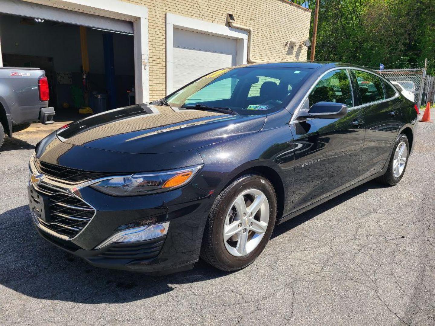 2021 BLACK CHEVROLET MALIBU LS (1G1ZB5ST5MF) with an 1.5L engine, Continuously Variable transmission, located at 7981 Paxton Street, Harrisburg, PA, 17111, (717) 561-2926, 40.261490, -76.749229 - WE FINANCE!!! Good Credit/ Bad Credit/ No Credit - ALL Trade-Ins Welcomed!!! ***Guaranteed Credit Approval*** APPLY ONLINE or CALL us TODAY ;) Internet Prices and Marketplace Prices are SPECIAL discounted ***CASH DEALS*** Retail Prices are higher. Please call us to discuss your cash and finan - Photo#0