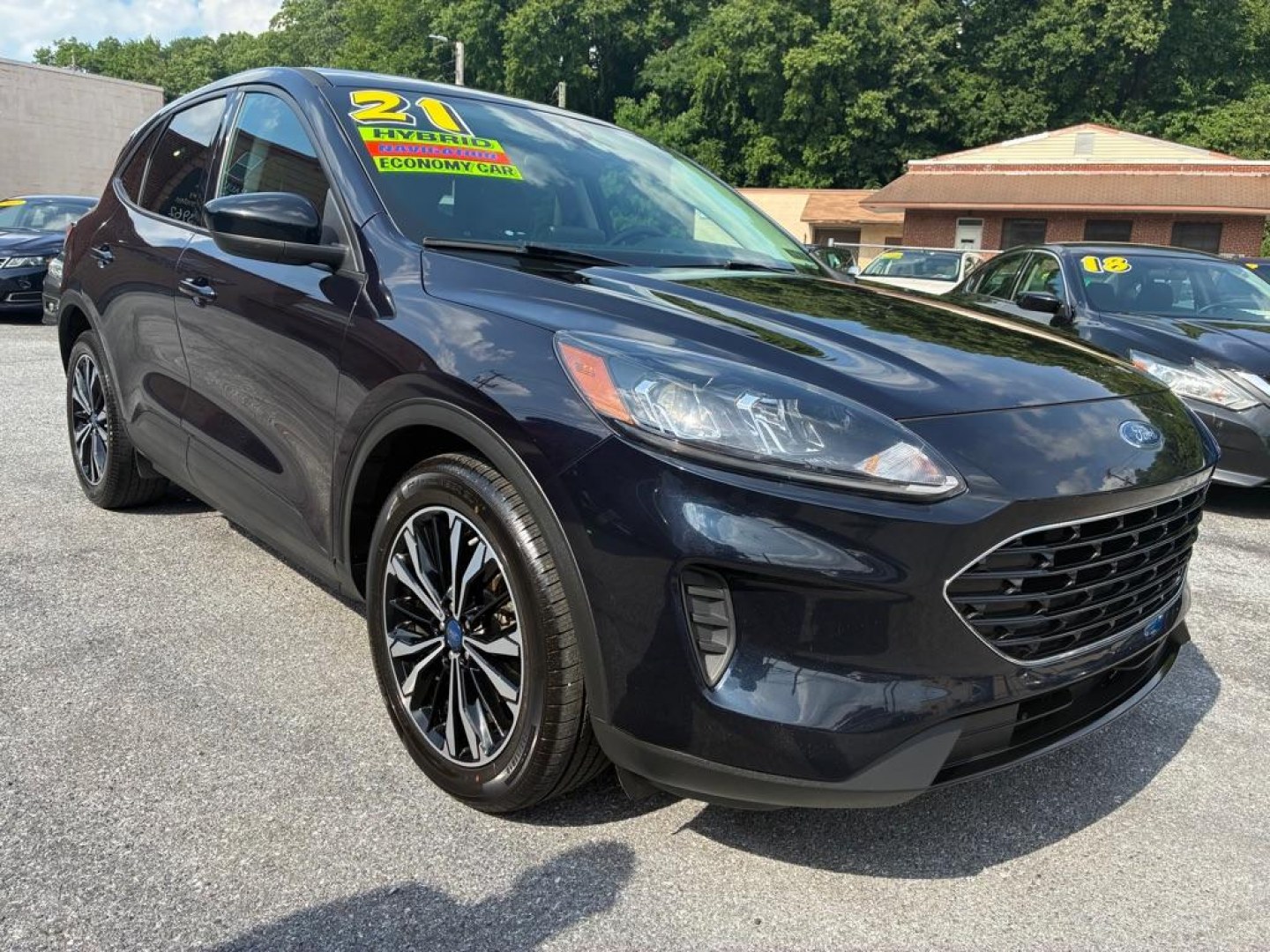 2021 BLUE FORD ESCAPE SE (1FMCU0BZ8MU) with an 2.5L engine, Continuously Variable transmission, located at 117 North Cameron Street, Harrisburg, PA, 17101, (717) 963-8962, 40.266762, -76.875259 - WE FINANCE!!! MOST vehicles are available for financing. Good Credit/ Challenged Credit/ No Credit - ALL Trade-Ins Welcomed!!! APPLY ONLINE or CALL us TODAY Please call us to discuss your cash and/or financing options. Thanks for checking our inventory! We're here to help.- Photo#6