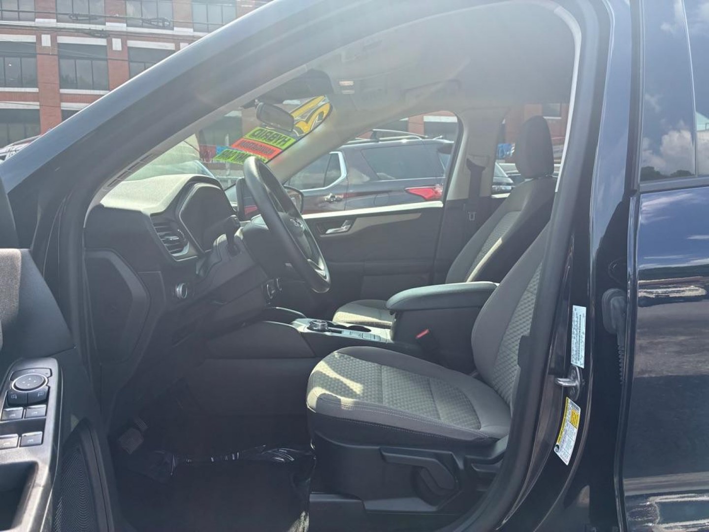 2021 BLUE FORD ESCAPE SE (1FMCU0BZ8MU) with an 2.5L engine, Continuously Variable transmission, located at 117 North Cameron Street, Harrisburg, PA, 17101, (717) 963-8962, 40.266762, -76.875259 - WE FINANCE!!! MOST vehicles are available for financing. Good Credit/ Challenged Credit/ No Credit - ALL Trade-Ins Welcomed!!! APPLY ONLINE or CALL us TODAY Please call us to discuss your cash and/or financing options. Thanks for checking our inventory! We're here to help.- Photo#13