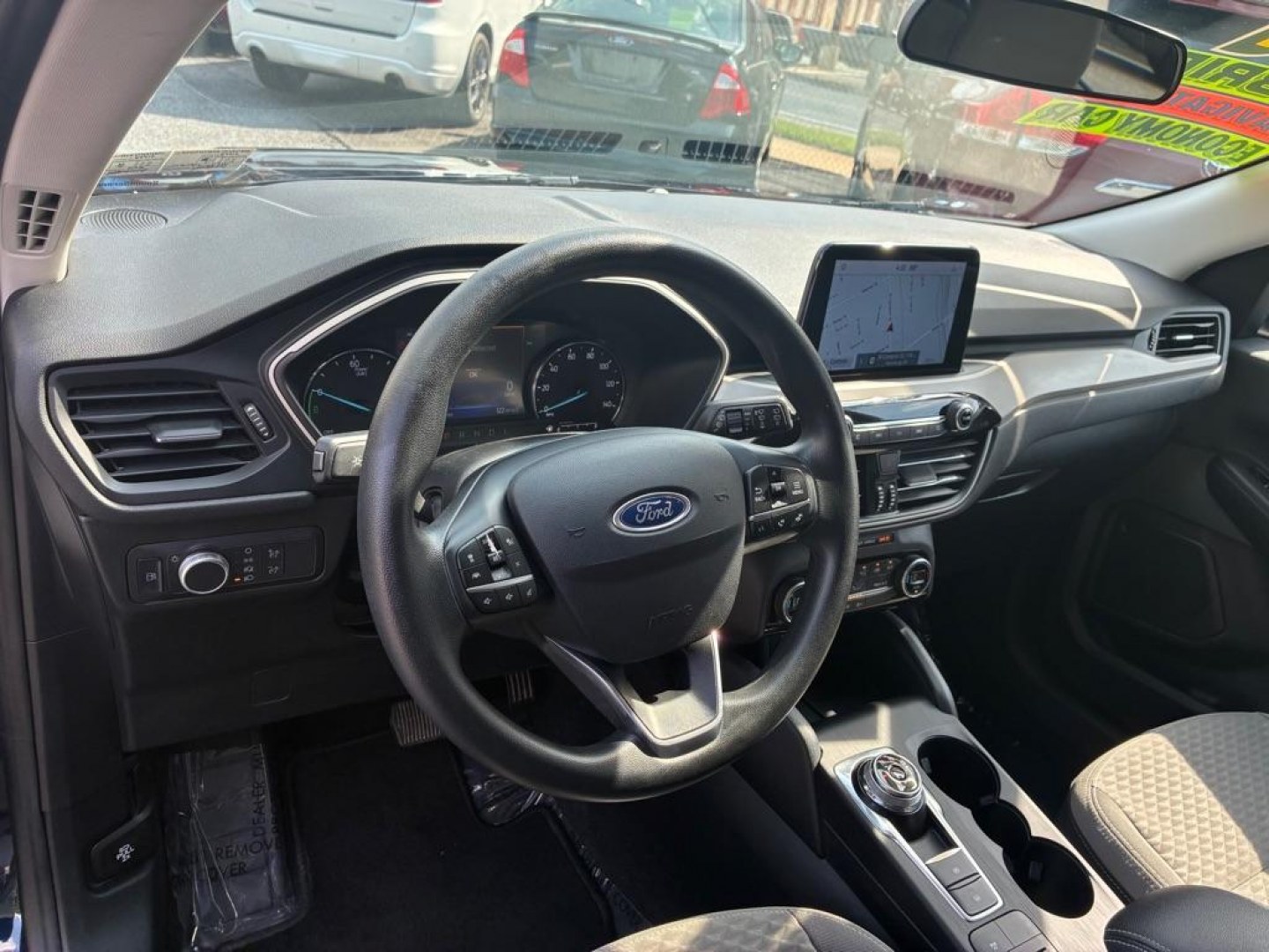 2021 BLUE FORD ESCAPE SE (1FMCU0BZ8MU) with an 2.5L engine, Continuously Variable transmission, located at 117 North Cameron Street, Harrisburg, PA, 17101, (717) 963-8962, 40.266762, -76.875259 - WE FINANCE!!! MOST vehicles are available for financing. Good Credit/ Challenged Credit/ No Credit - ALL Trade-Ins Welcomed!!! APPLY ONLINE or CALL us TODAY Please call us to discuss your cash and/or financing options. Thanks for checking our inventory! We're here to help.- Photo#14