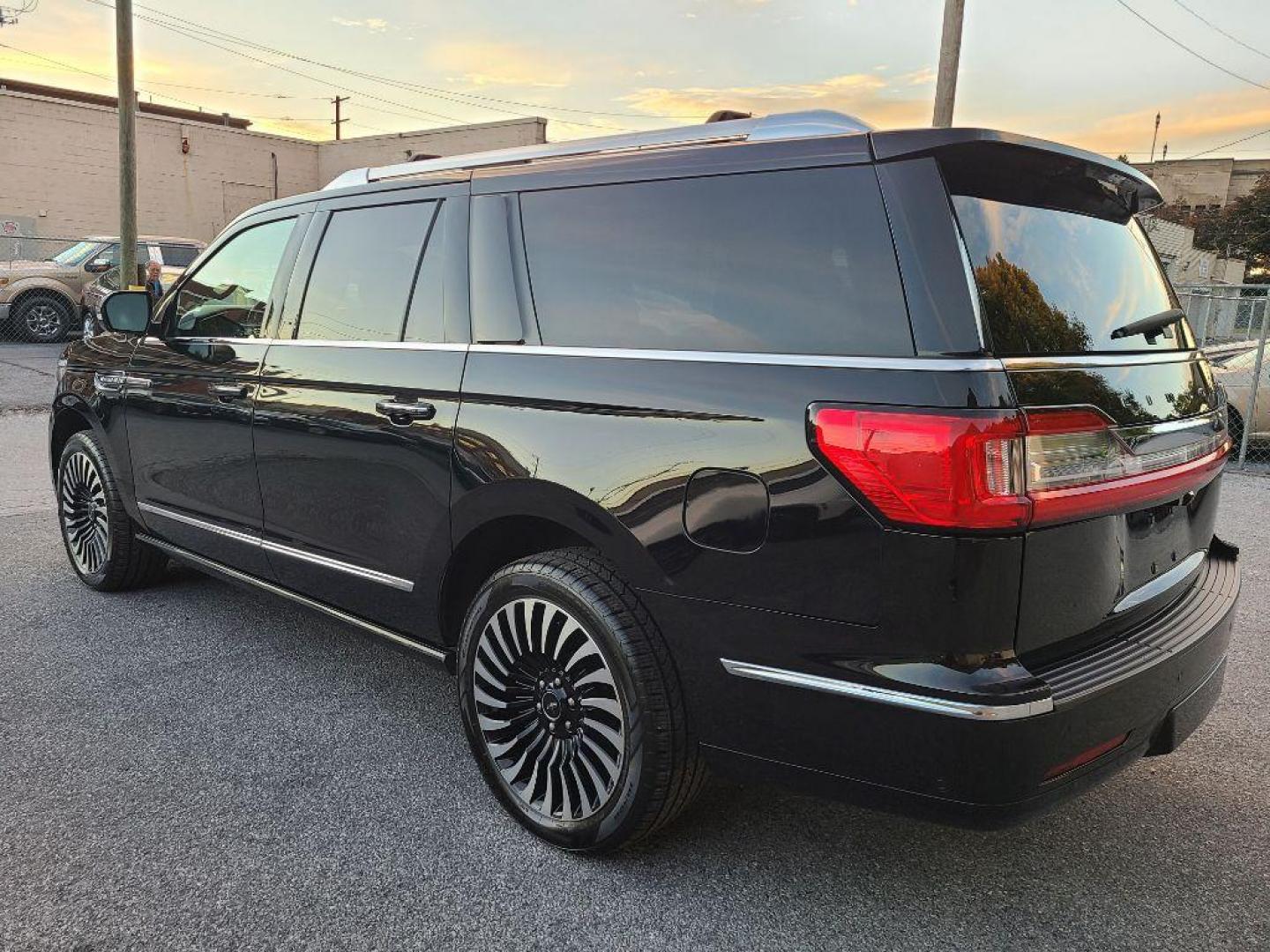 2021 BLACK LINCOLN NAVIGATOR L BLACK LABEL (5LMJJ3TT5ME) with an 3.5L engine, Automatic transmission, located at 7981 Paxton Street, Harrisburg, PA, 17111, (717) 561-2926, 40.261490, -76.749229 - WE FINANCE!!! Good Credit/ Bad Credit/ No Credit - ALL Trade-Ins Welcomed!!! ***Guaranteed Credit Approval*** APPLY ONLINE or CALL us TODAY ;) Please call us to discuss your cash and financing options. - Photo#2