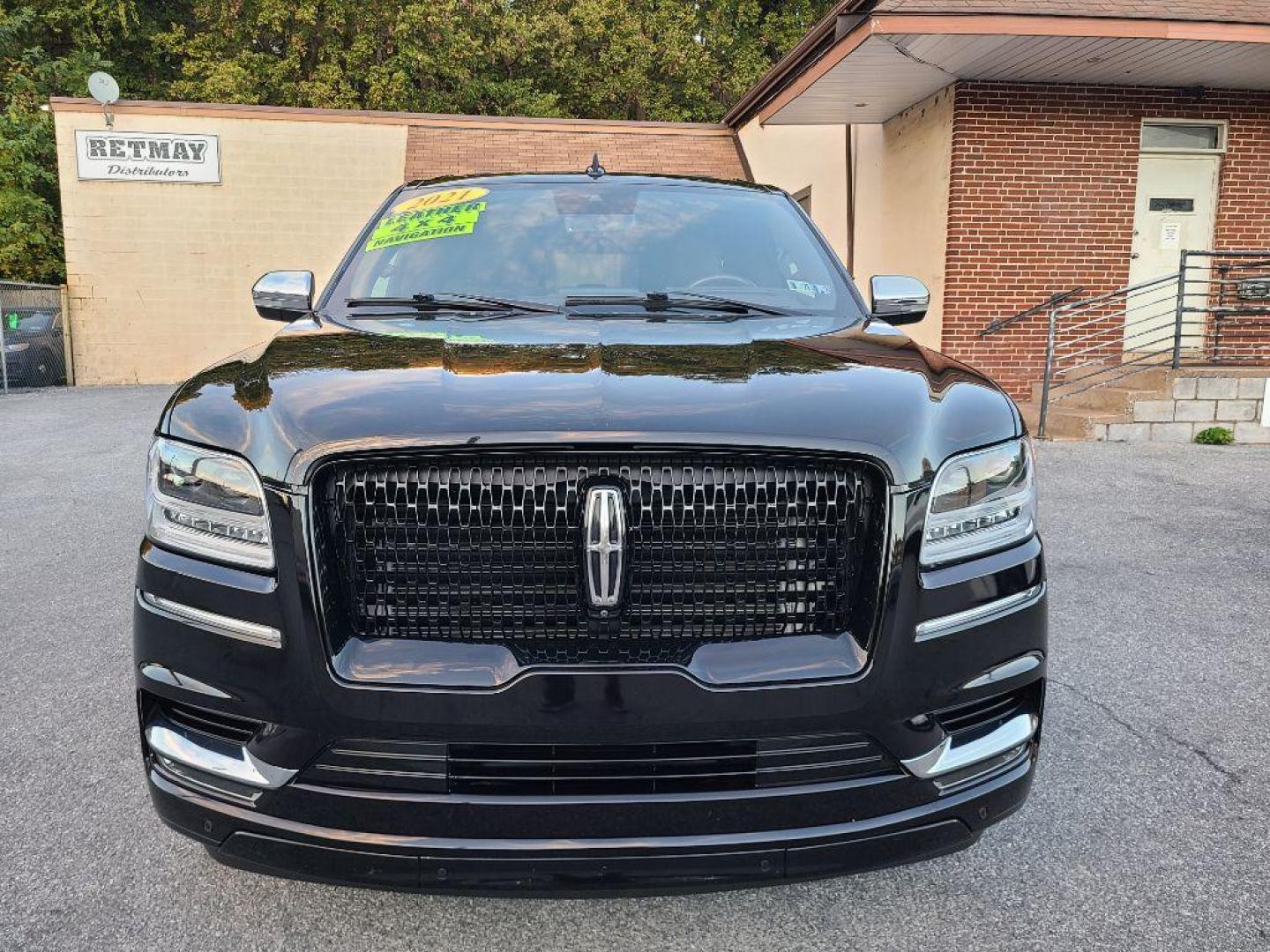 2021 BLACK LINCOLN NAVIGATOR L BLACK LABEL (5LMJJ3TT5ME) with an 3.5L engine, Automatic transmission, located at 7981 Paxton Street, Harrisburg, PA, 17111, (717) 561-2926, 40.261490, -76.749229 - WE FINANCE!!! Good Credit/ Bad Credit/ No Credit - ALL Trade-Ins Welcomed!!! ***Guaranteed Credit Approval*** APPLY ONLINE or CALL us TODAY ;) Please call us to discuss your cash and financing options. - Photo#7
