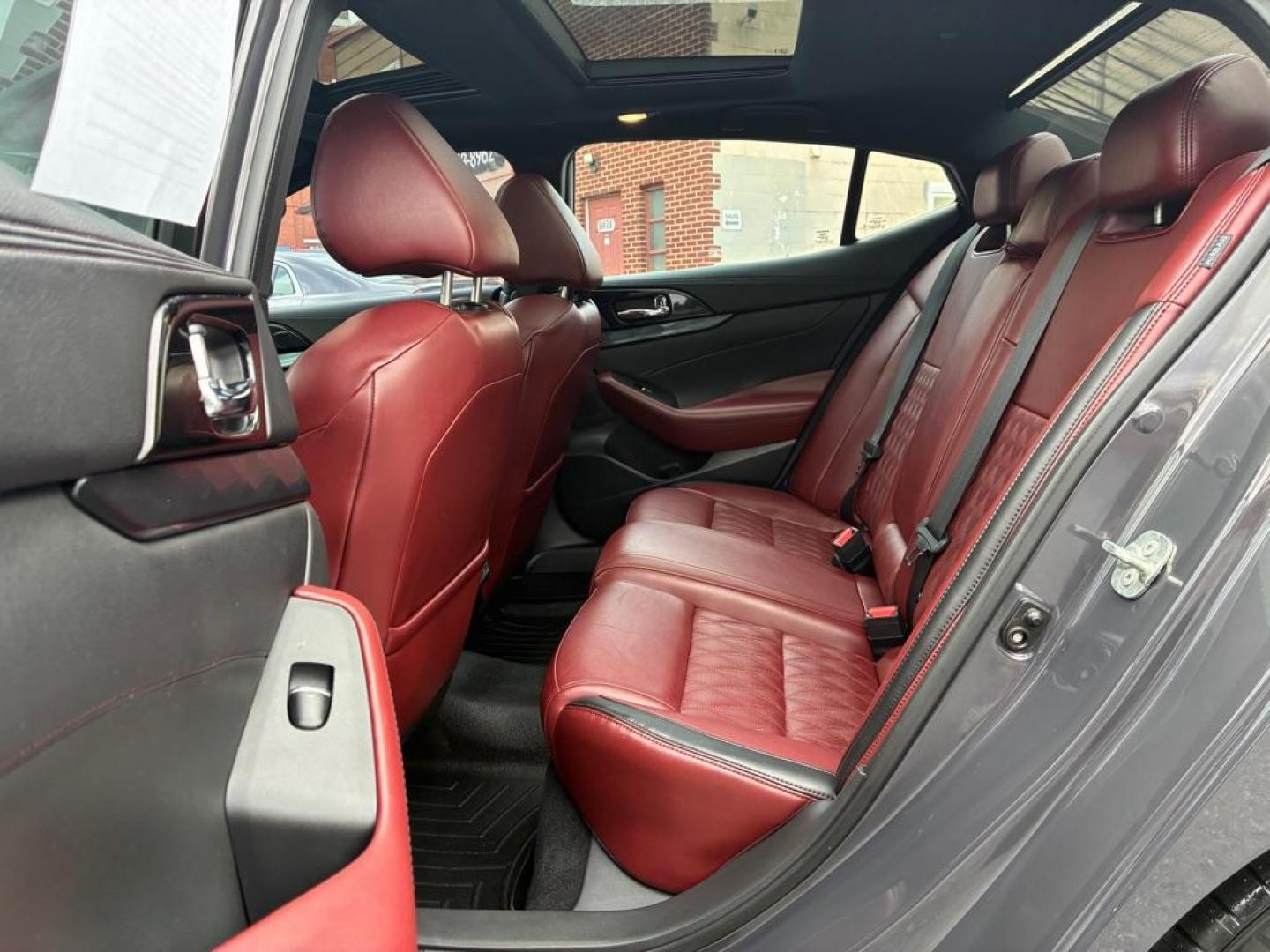 2021 GRAY NISSAN MAXIMA PLATINUM 40th ANNIV (1N4AA6FV5MC) with an 3.5L engine, Continuously Variable transmission, located at 117 North Cameron Street, Harrisburg, PA, 17101, (717) 963-8962, 40.266762, -76.875259 - WE FINANCE!!! Good Credit/ Challenged Credit/ No Credit - ALL Trade-Ins Welcomed!!! APPLY ONLINE or CALL us TODAY ;) Please call us to discuss your cash and/or financing options. - Photo#11